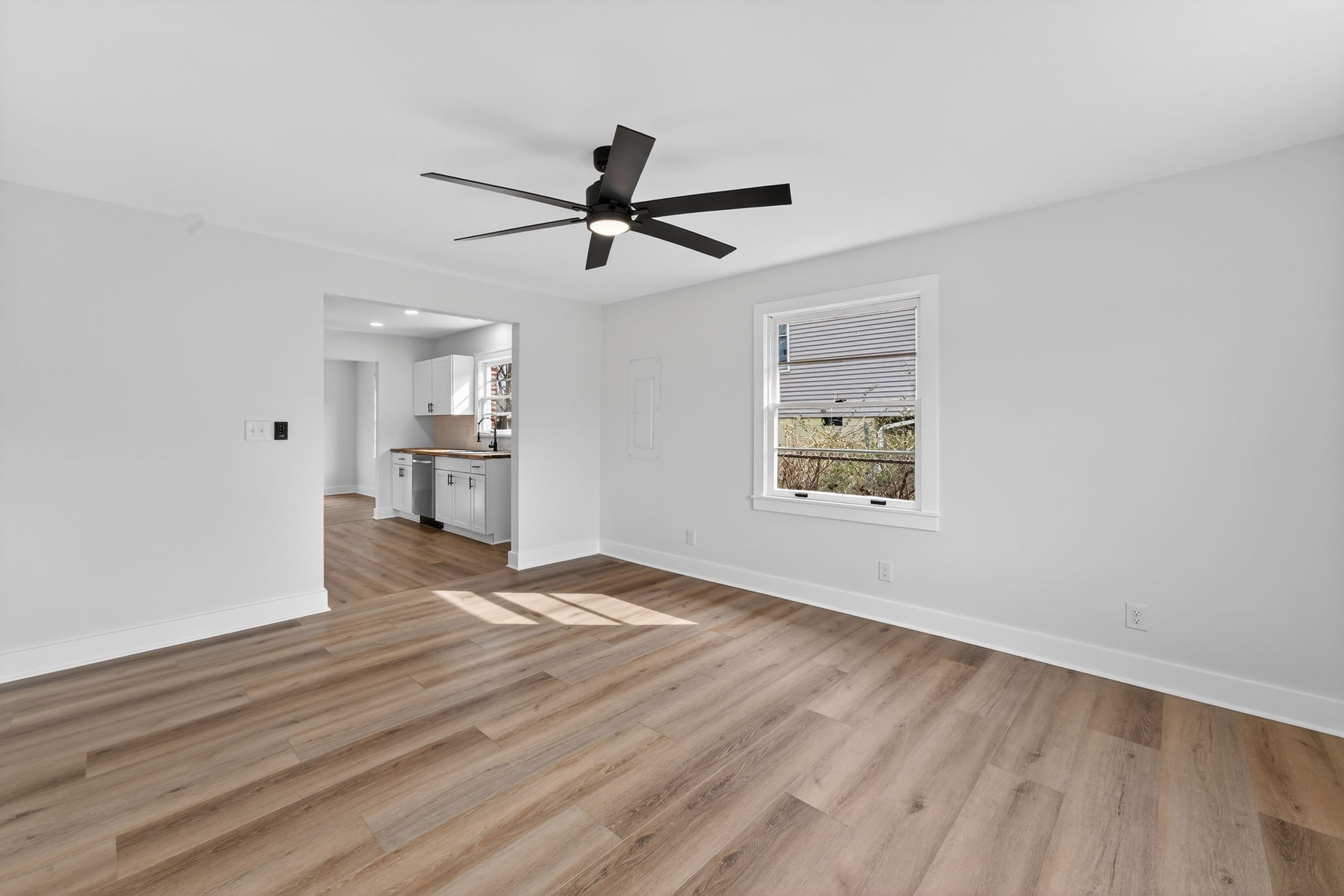 237 Mockingbird Dr