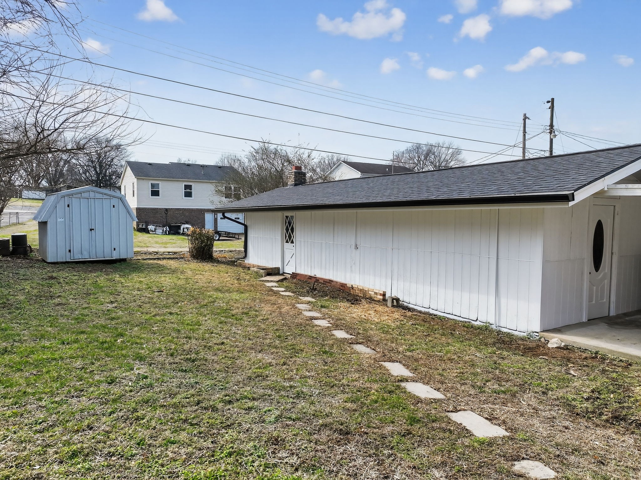 237 Mockingbird Dr