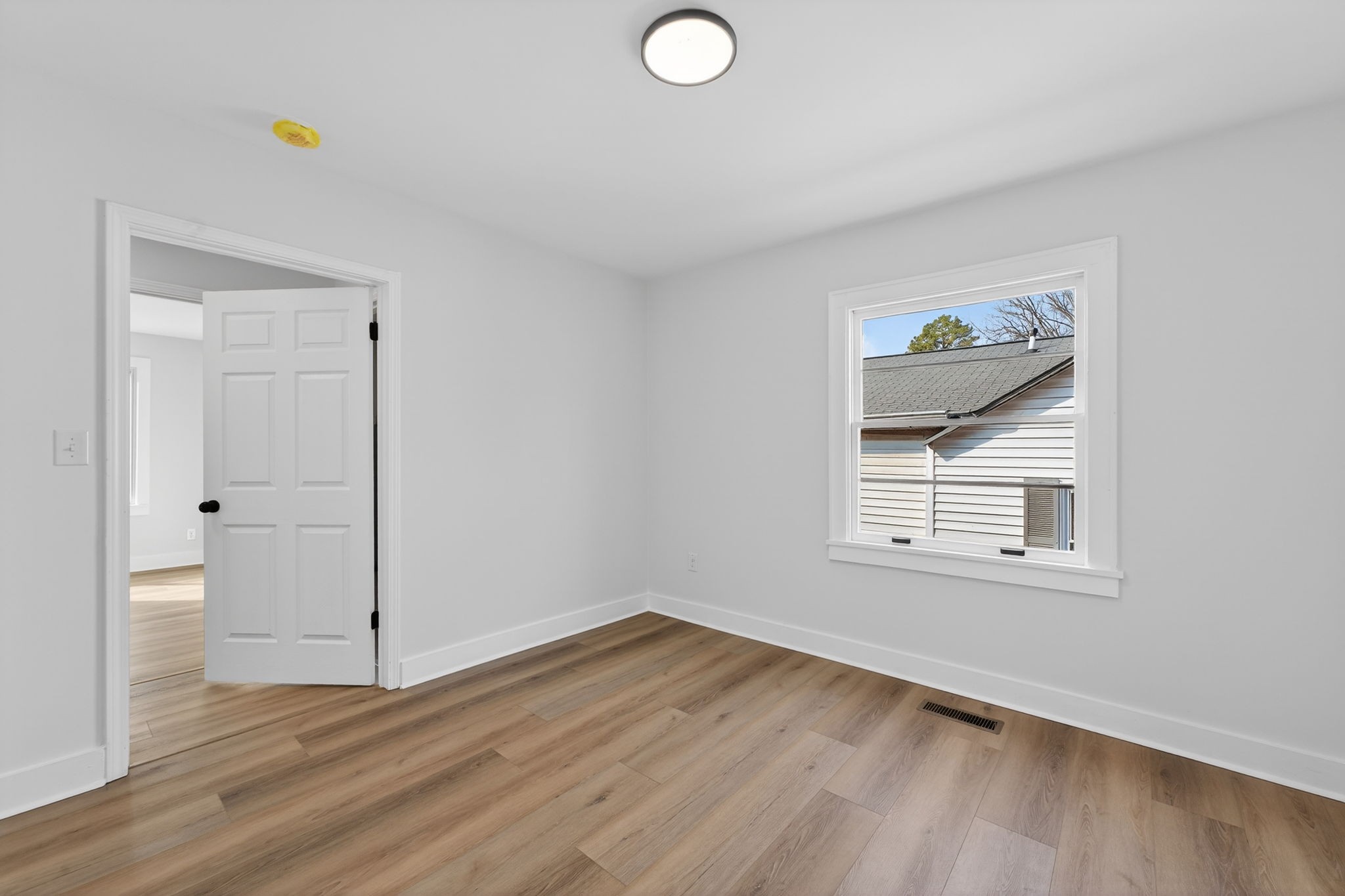 237 Mockingbird Dr
