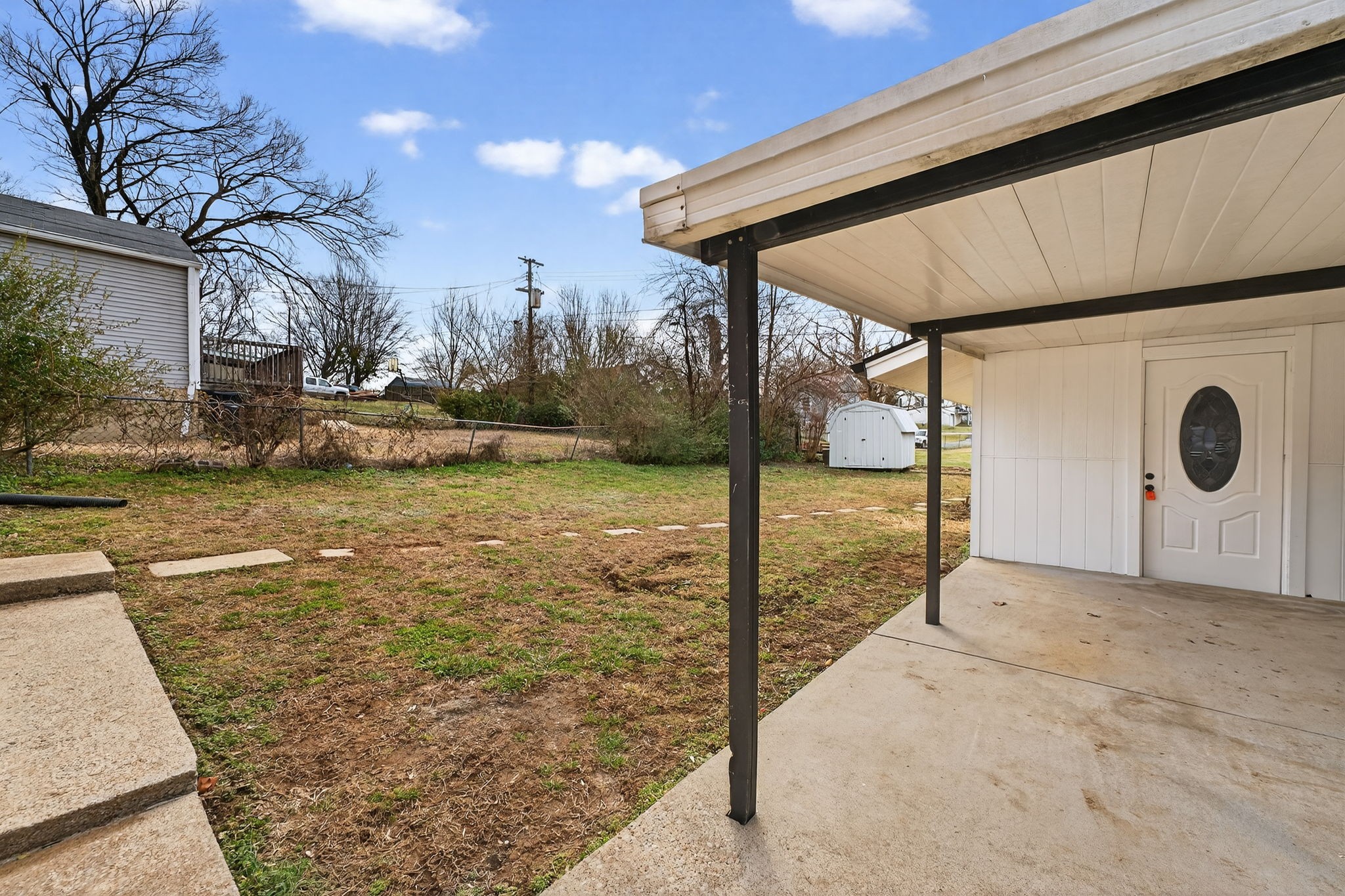237 Mockingbird Dr