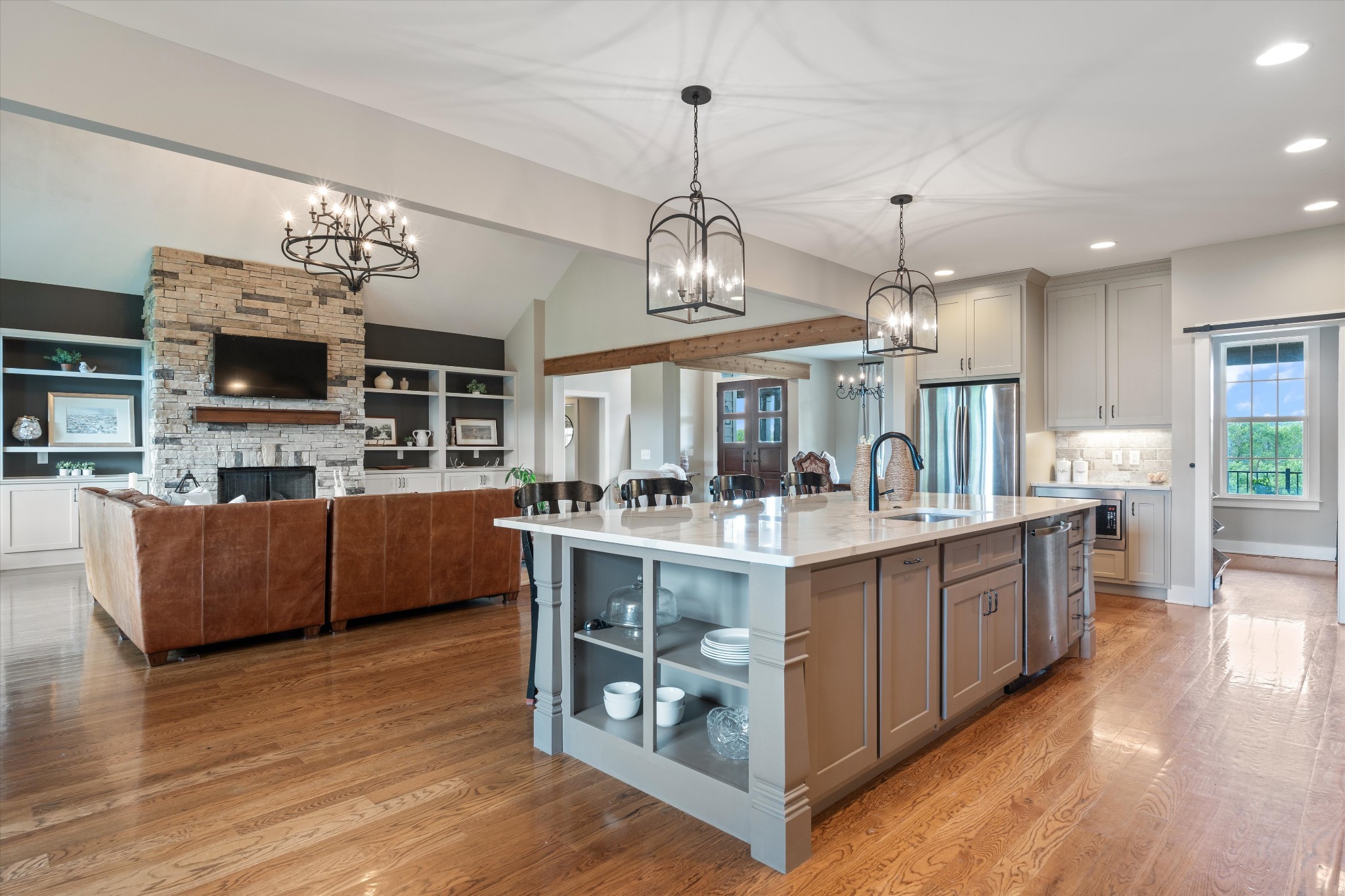 1135D Center Point Rd