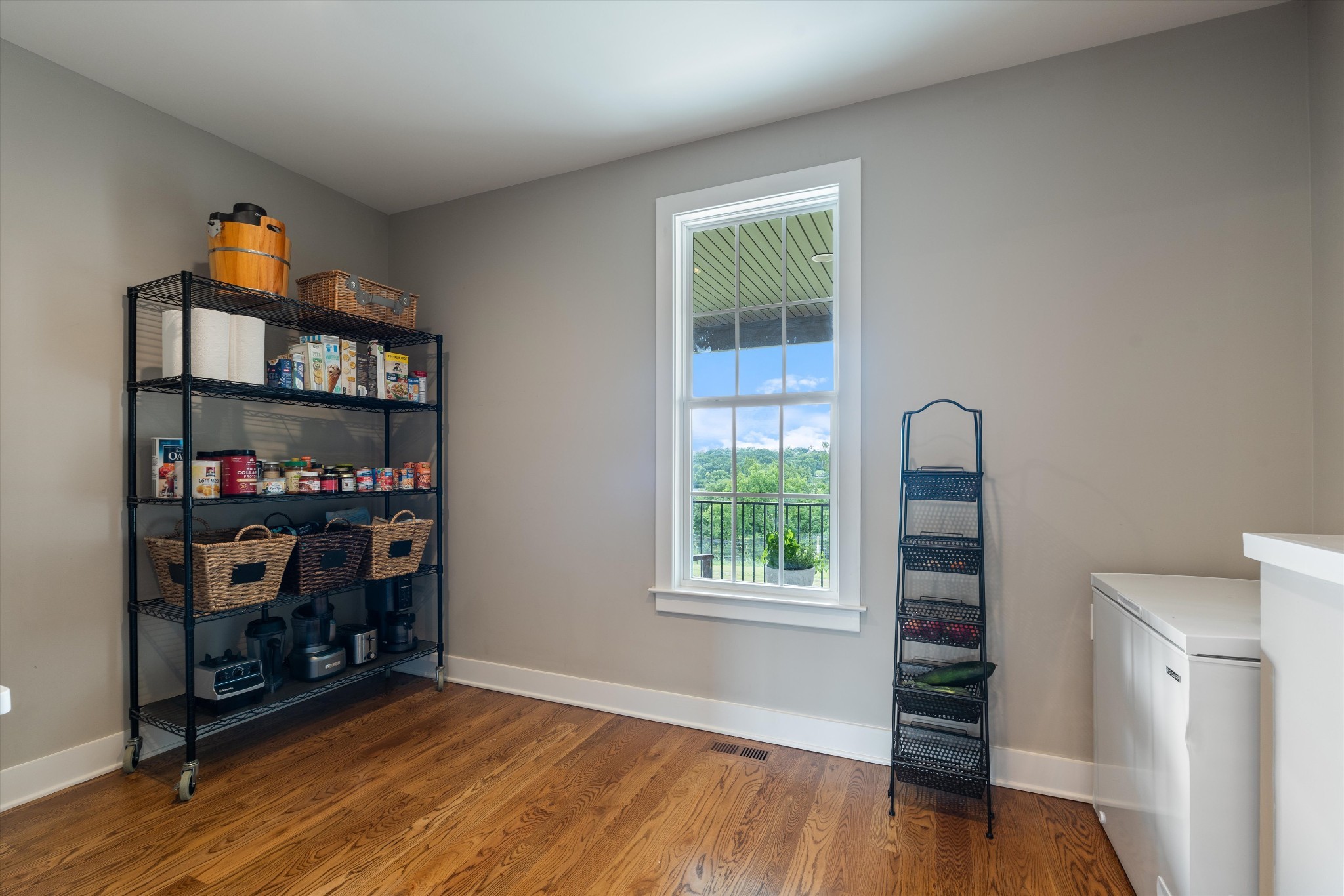 1135D Center Point Rd