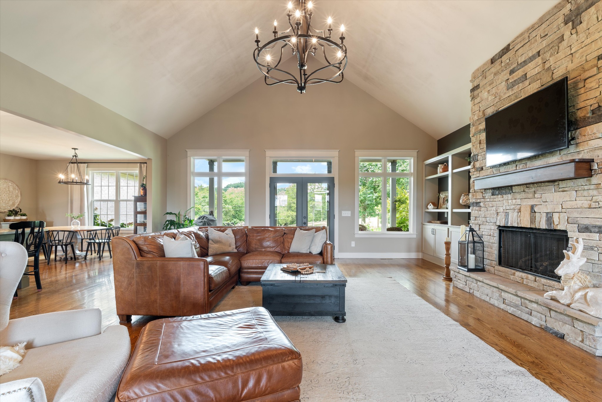 1135D Center Point Rd