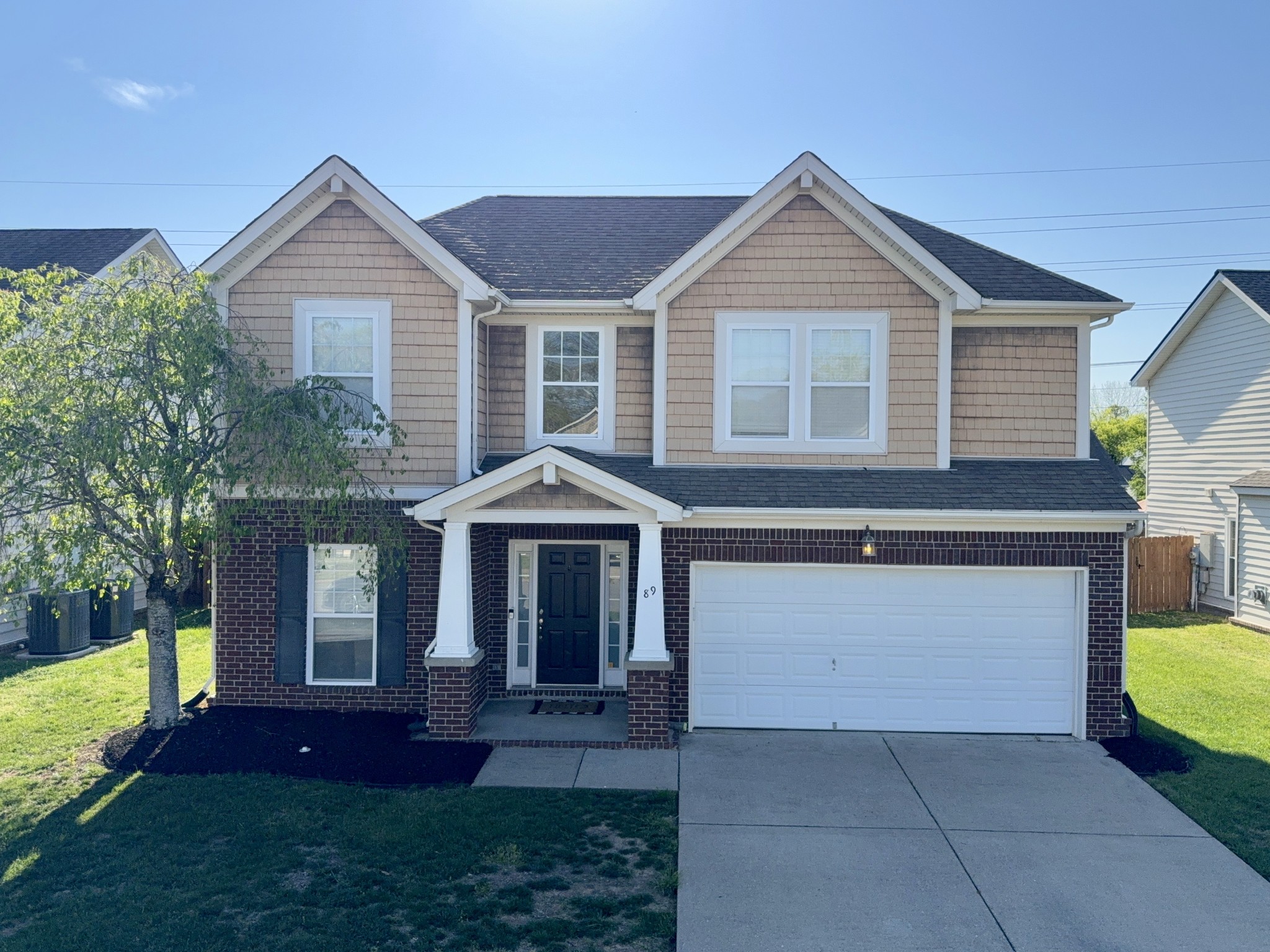 89 Villa Way