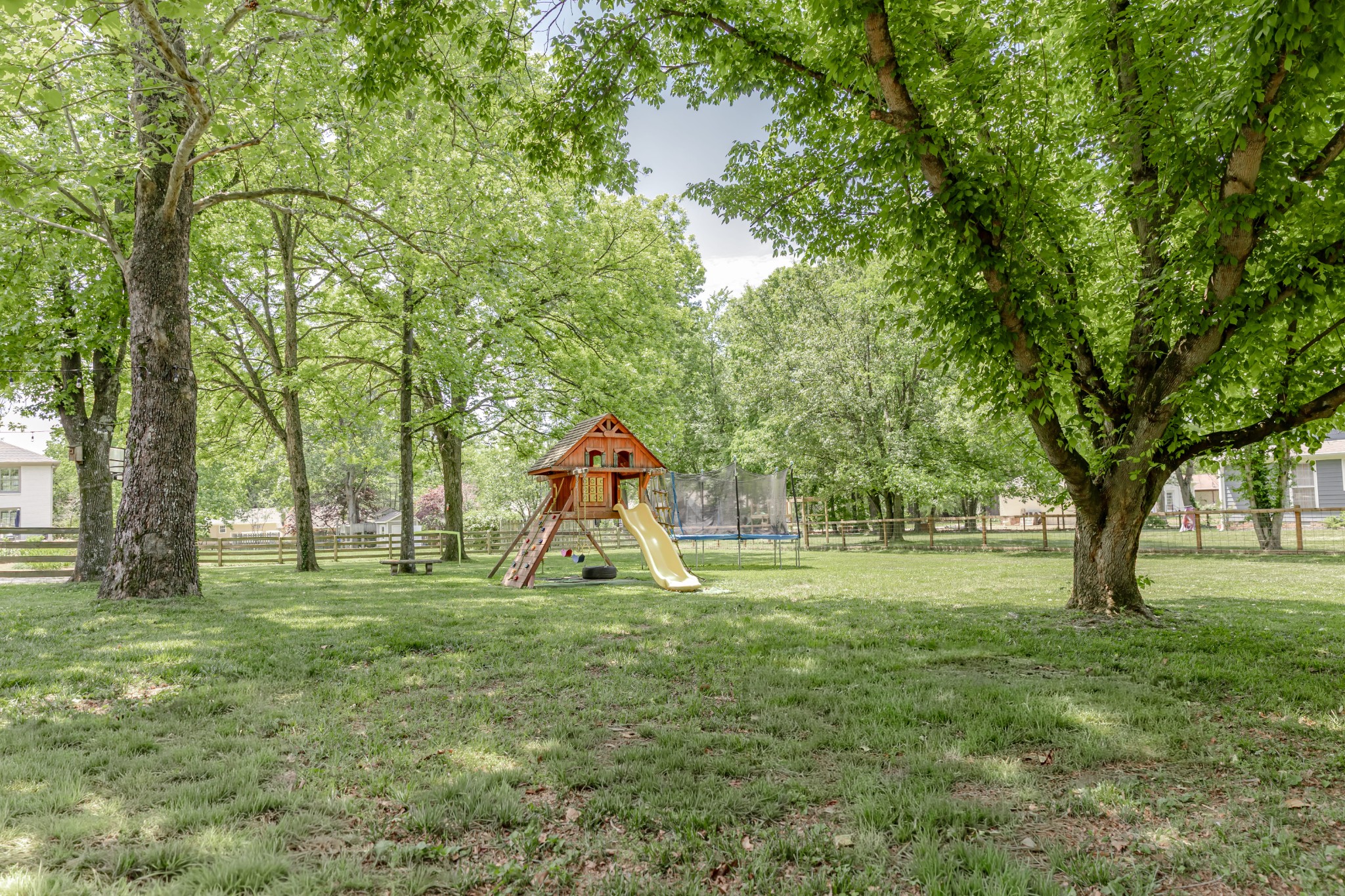 2509 Hillsboro Rd