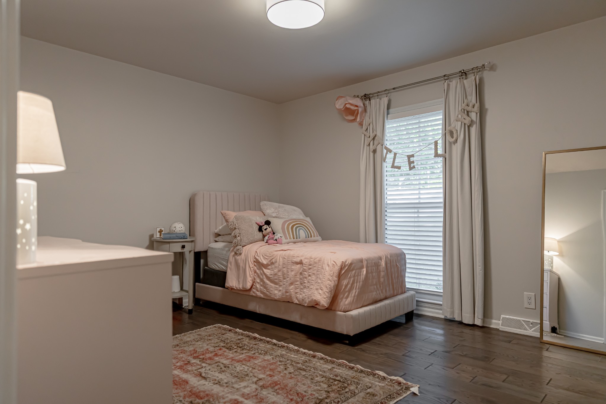 2509 Hillsboro Rd