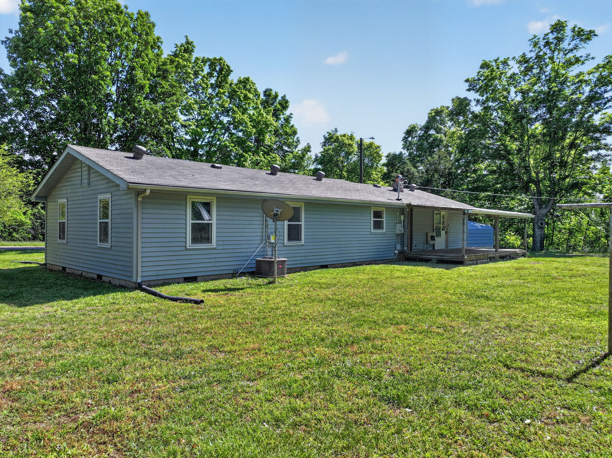 5979 Highway 100