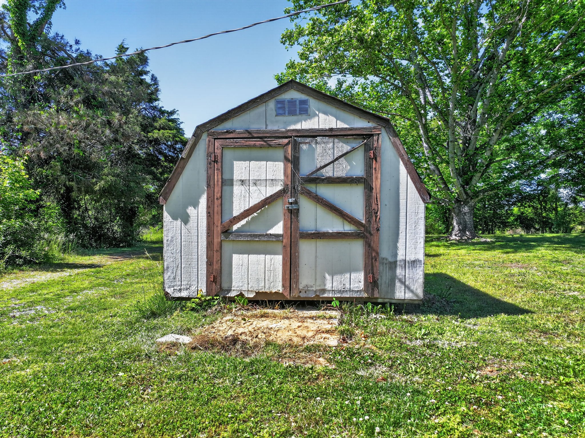 5979 Highway 100