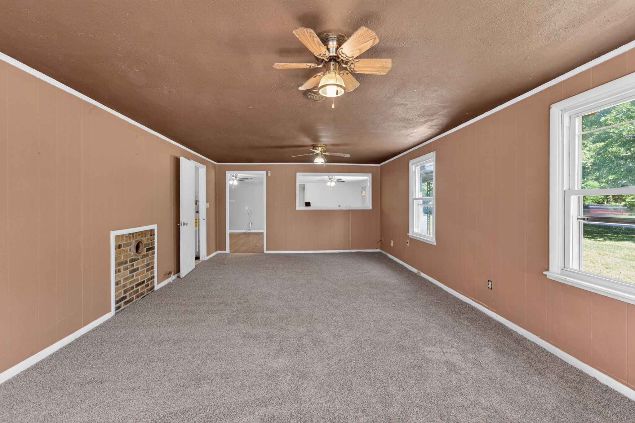 5979 Highway 100