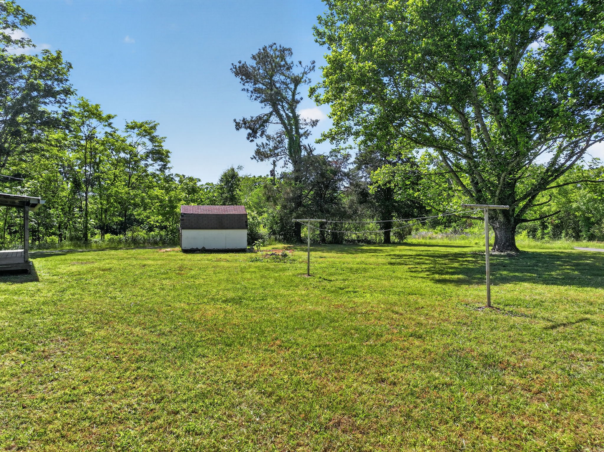 5979 Highway 100