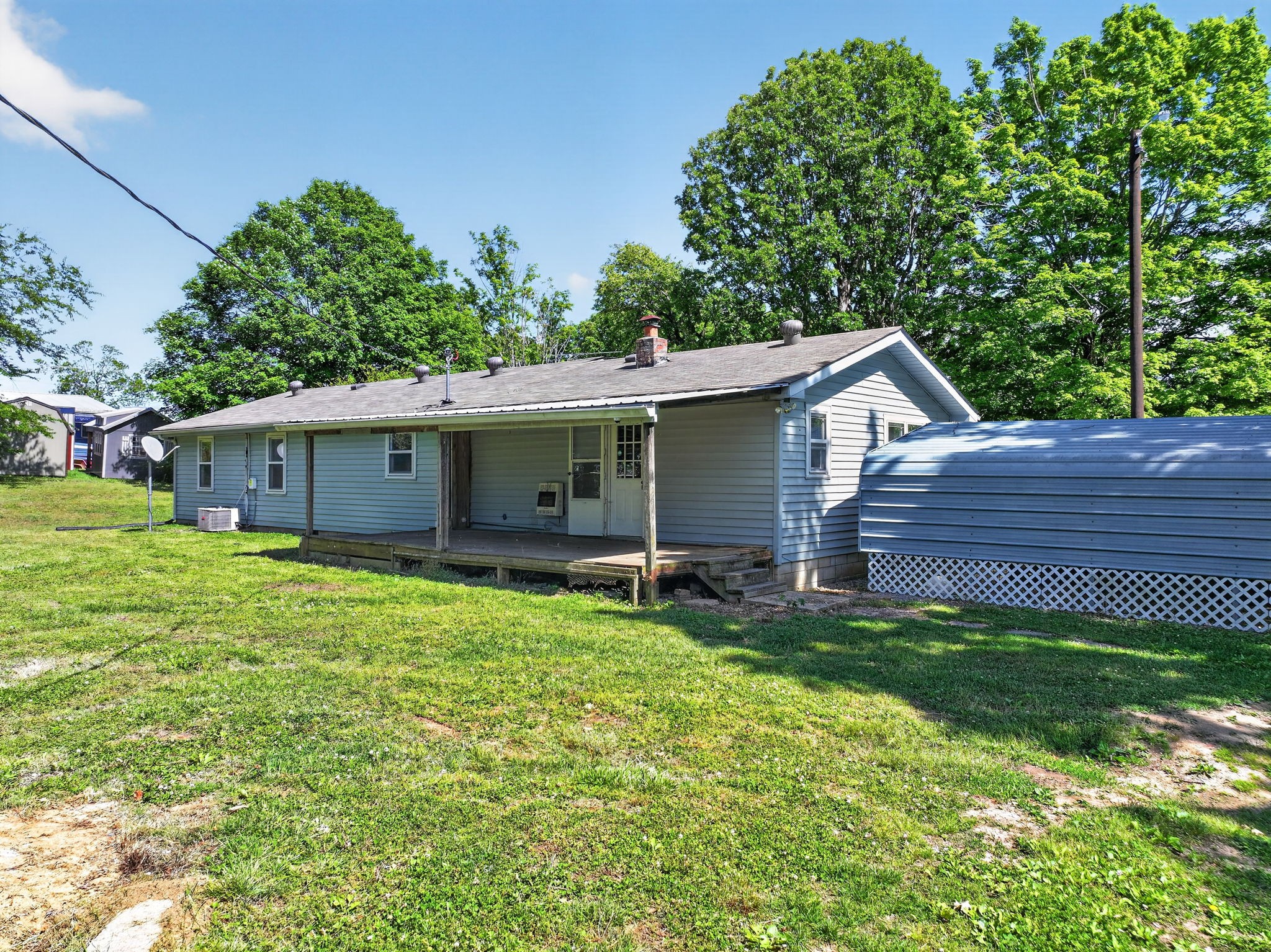 5979 Highway 100