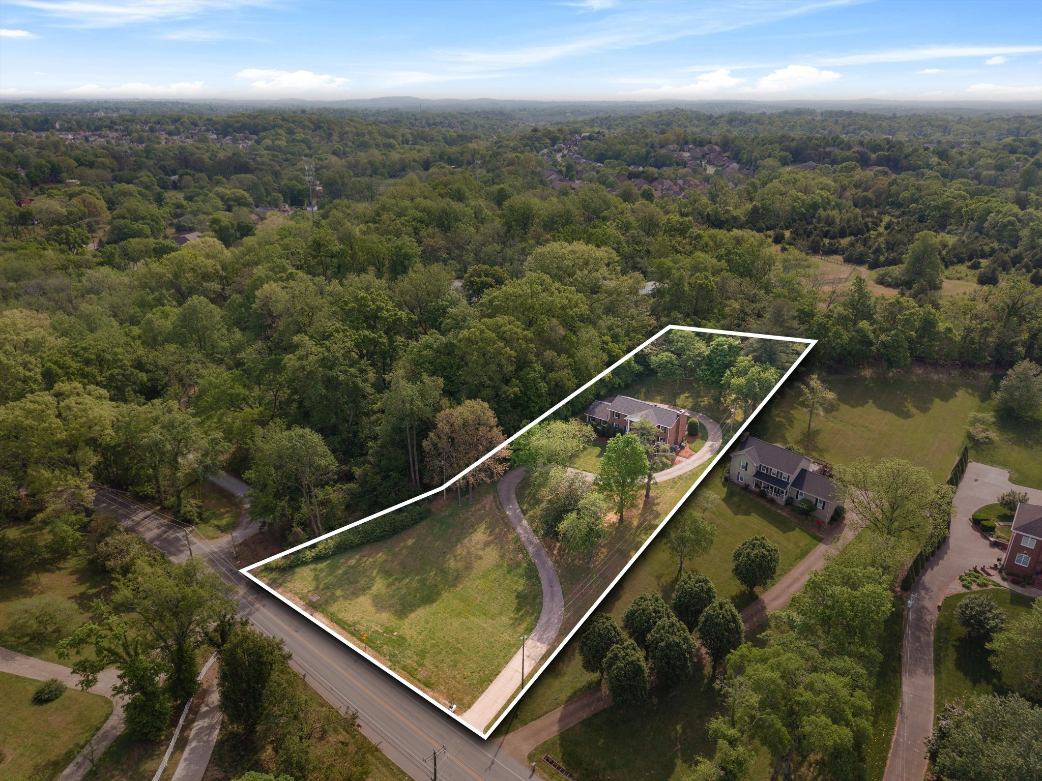 701 Edmondson Pike