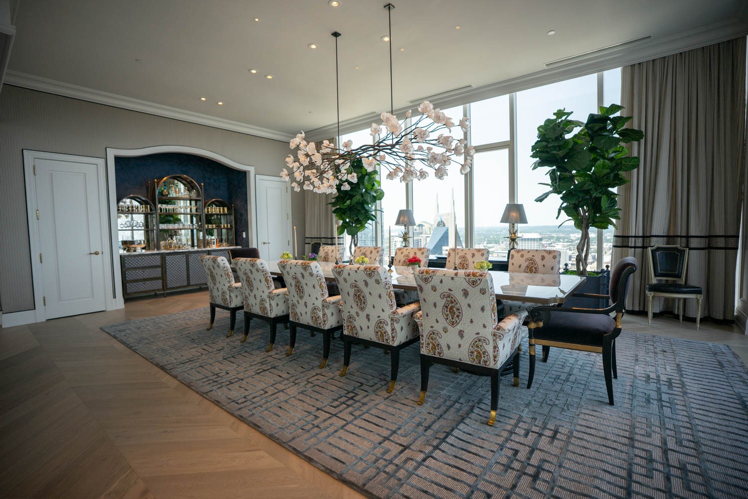 160 2nd Ave, S Unit: 3802