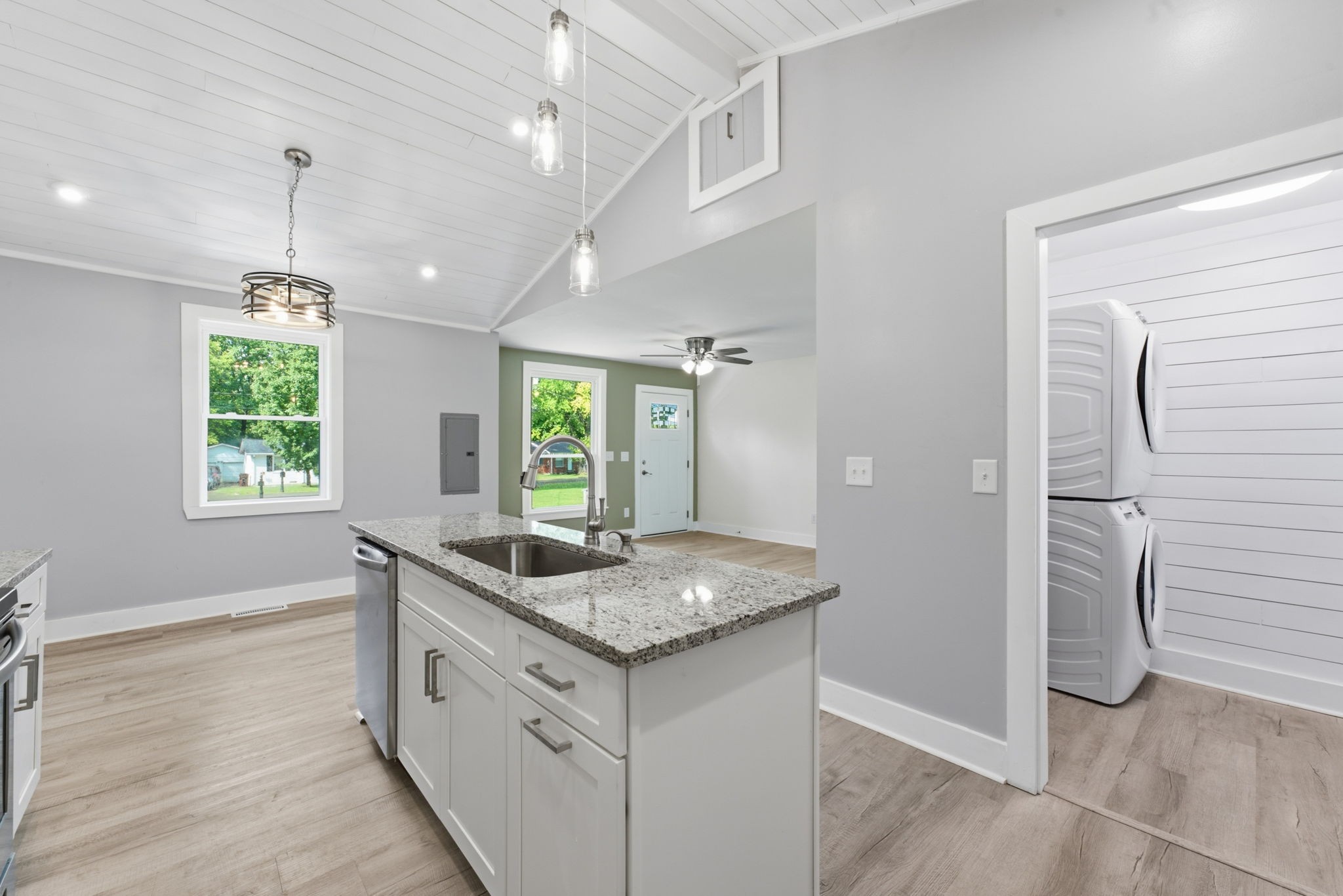 1005 Bettie Dr