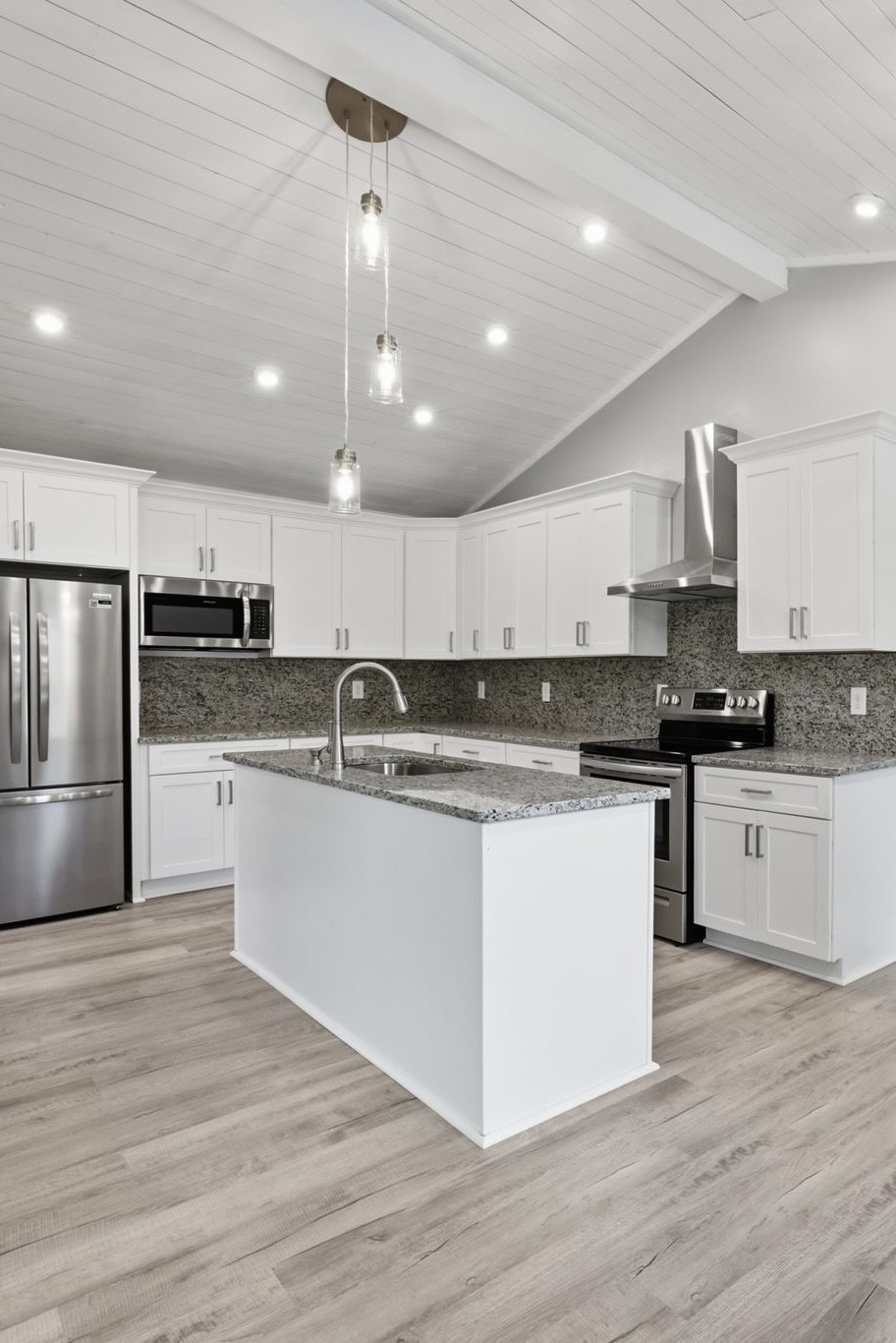 1005 Bettie Dr