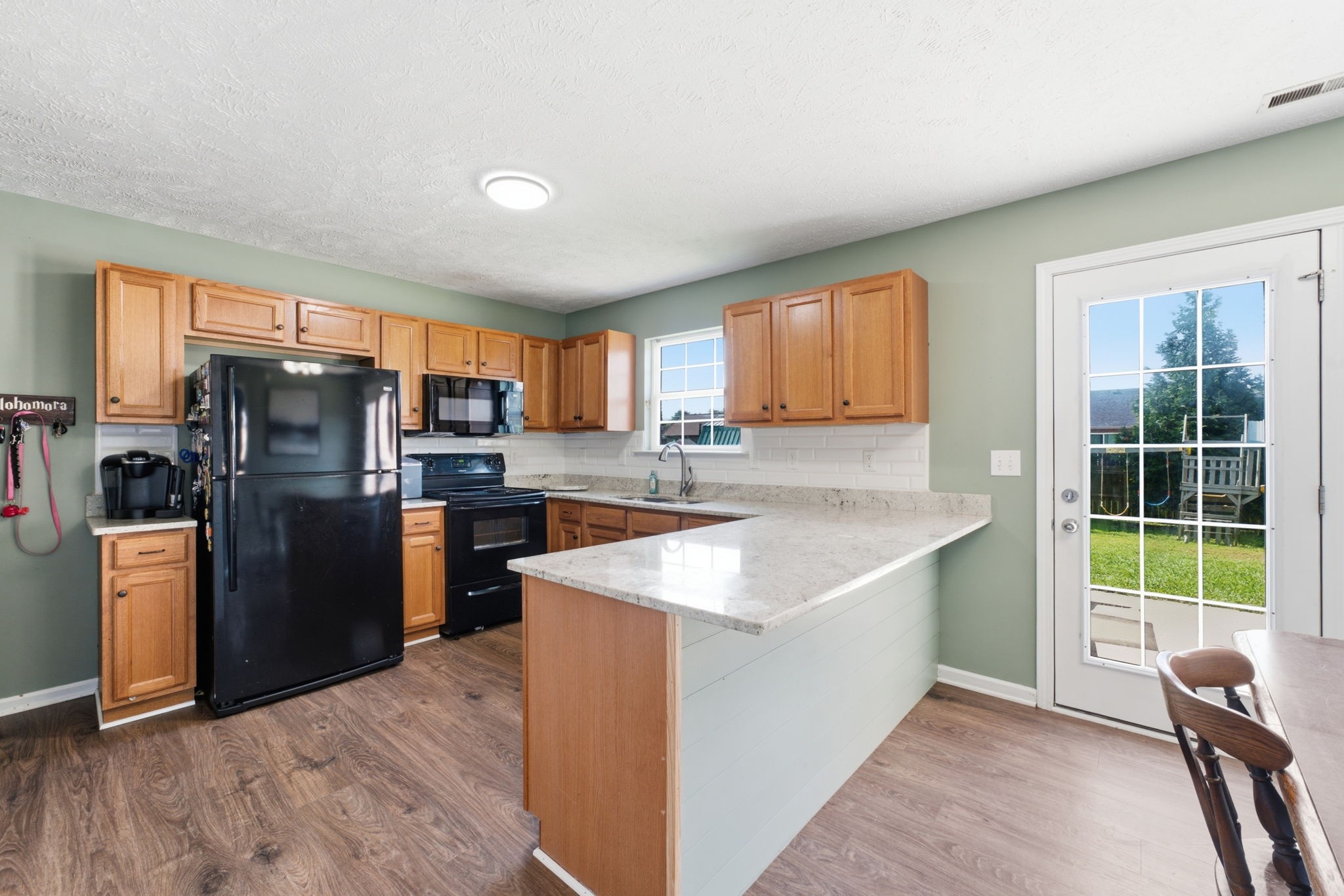 2720 Ridgewood Dr