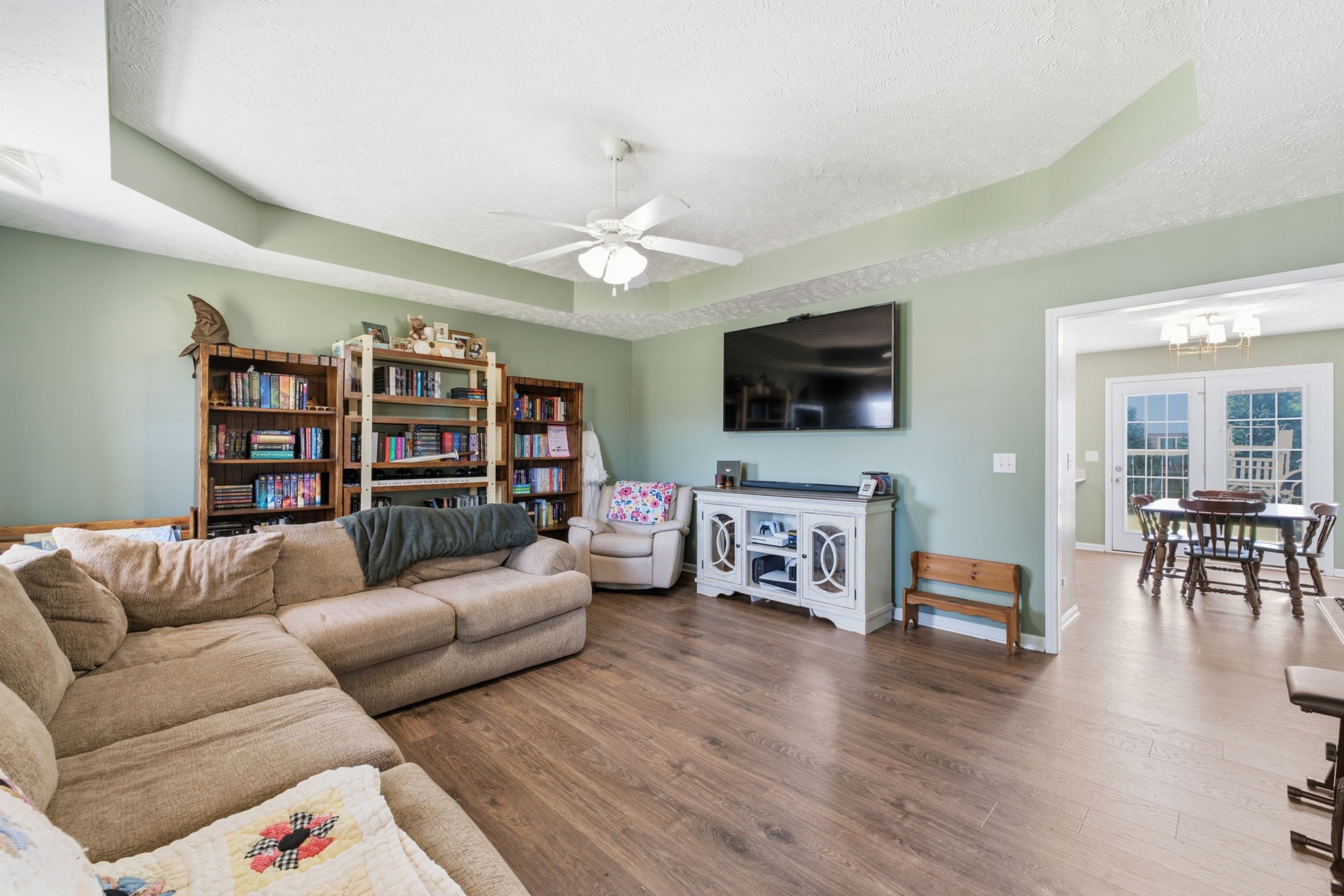 2720 Ridgewood Dr