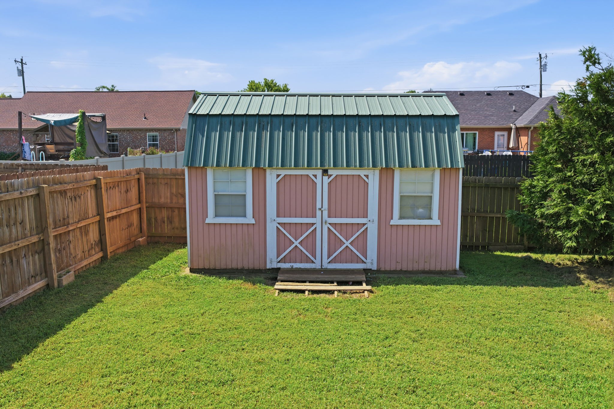 2720 Ridgewood Dr