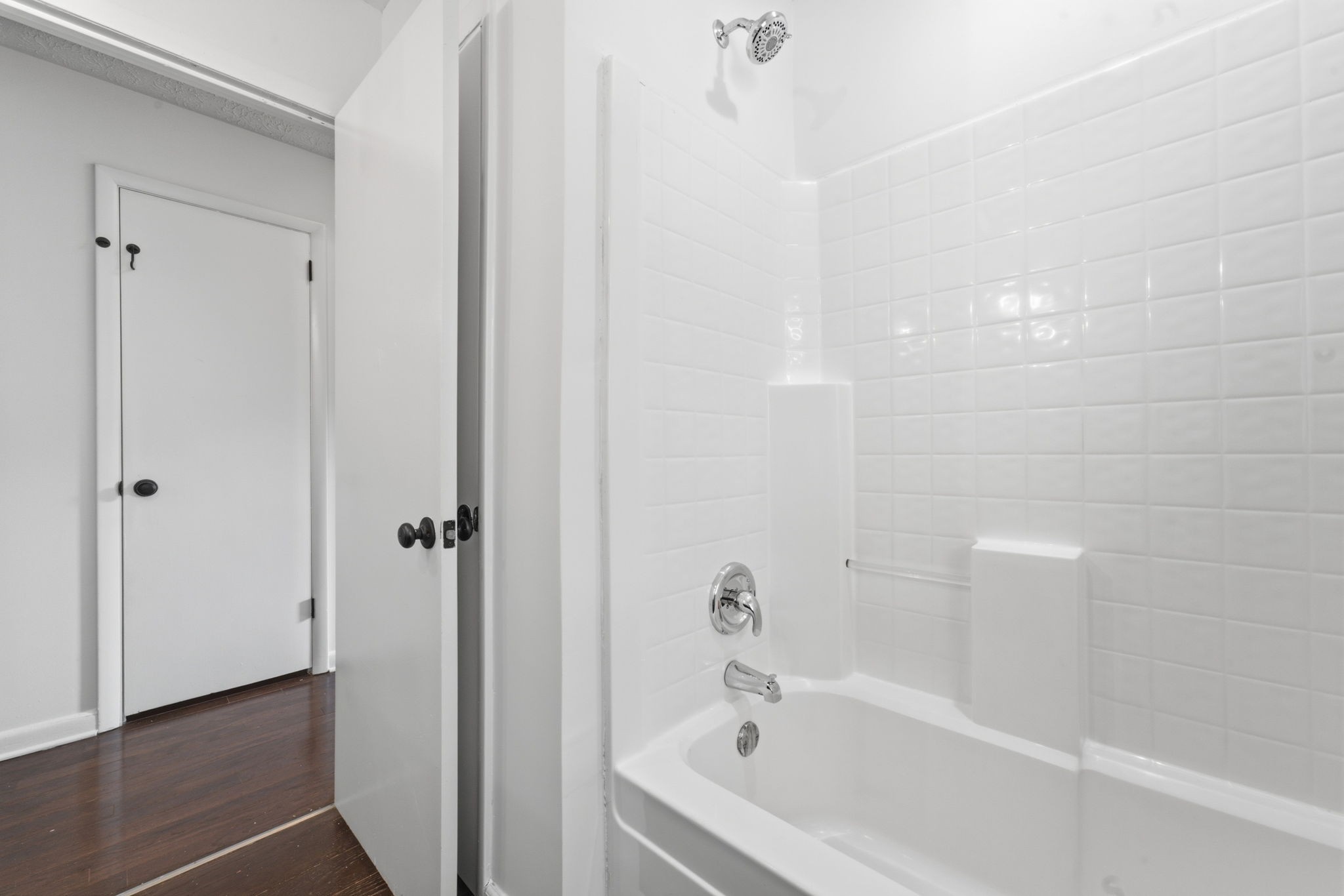 102 Peartree Dr