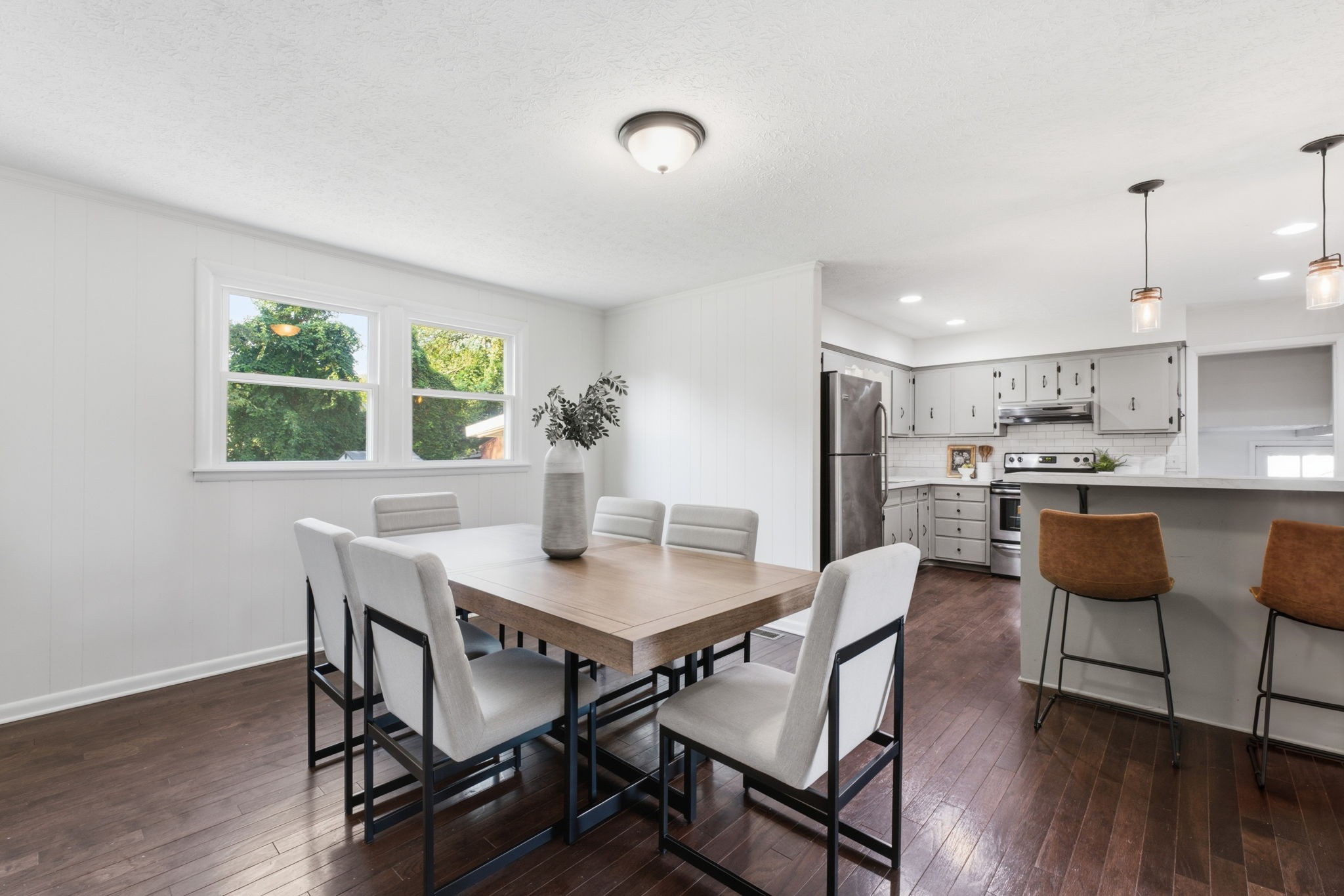 102 Peartree Dr