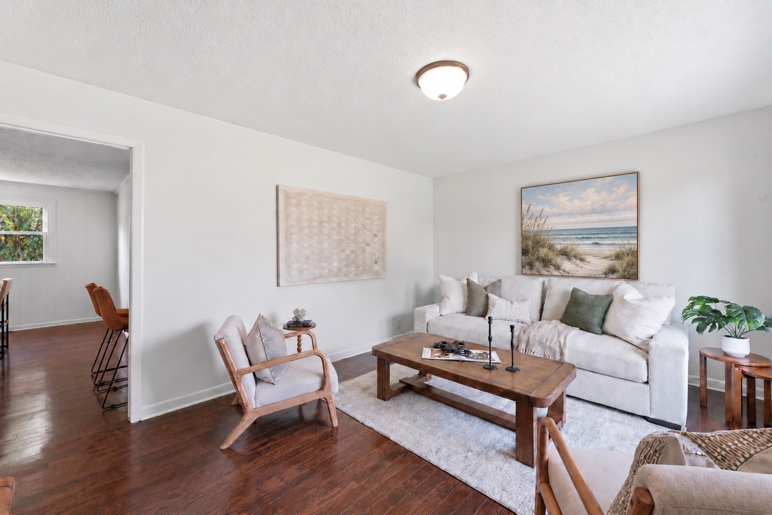 102 Peartree Dr