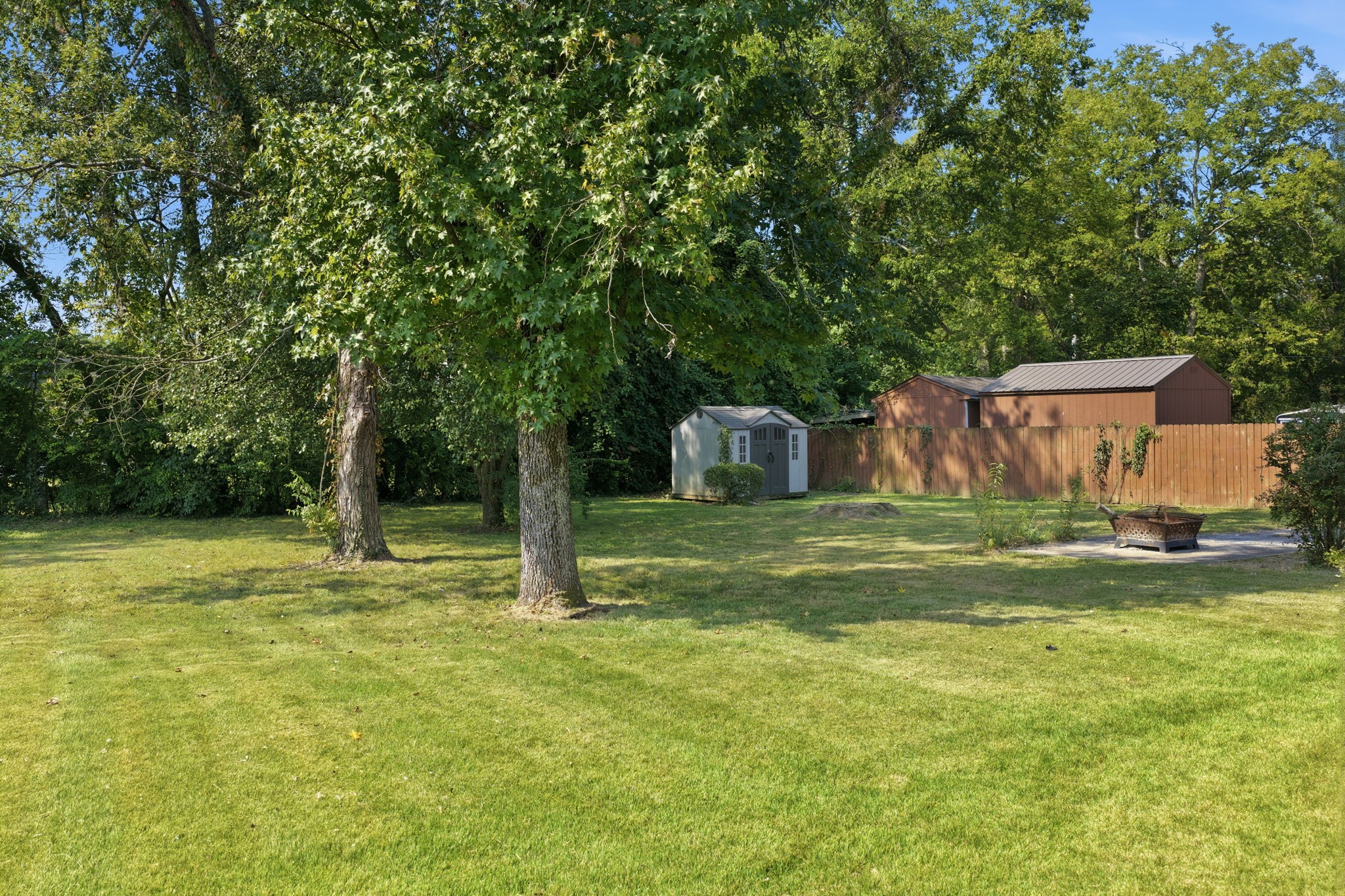 102 Peartree Dr
