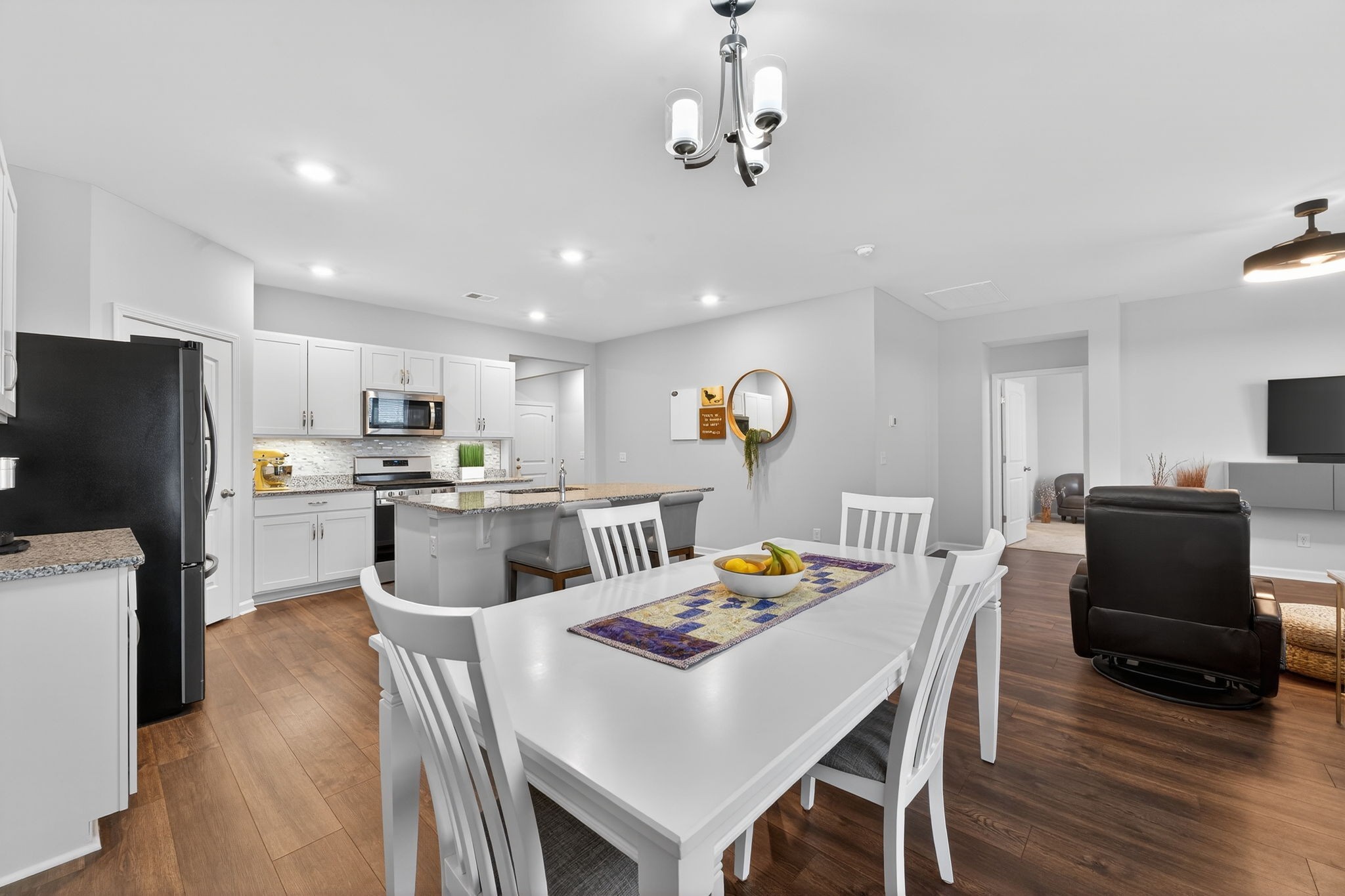 7129 Sunny Parks Dr