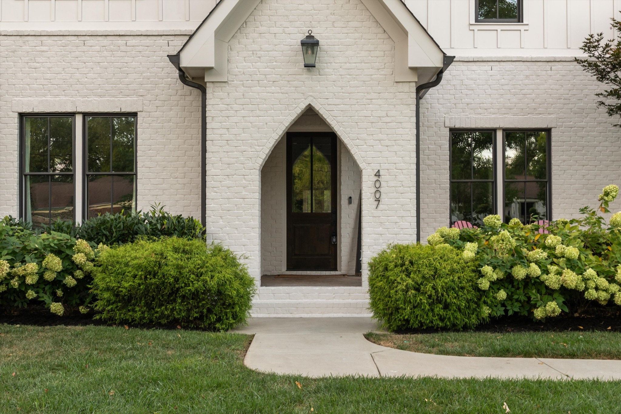 4007 Outer Dr