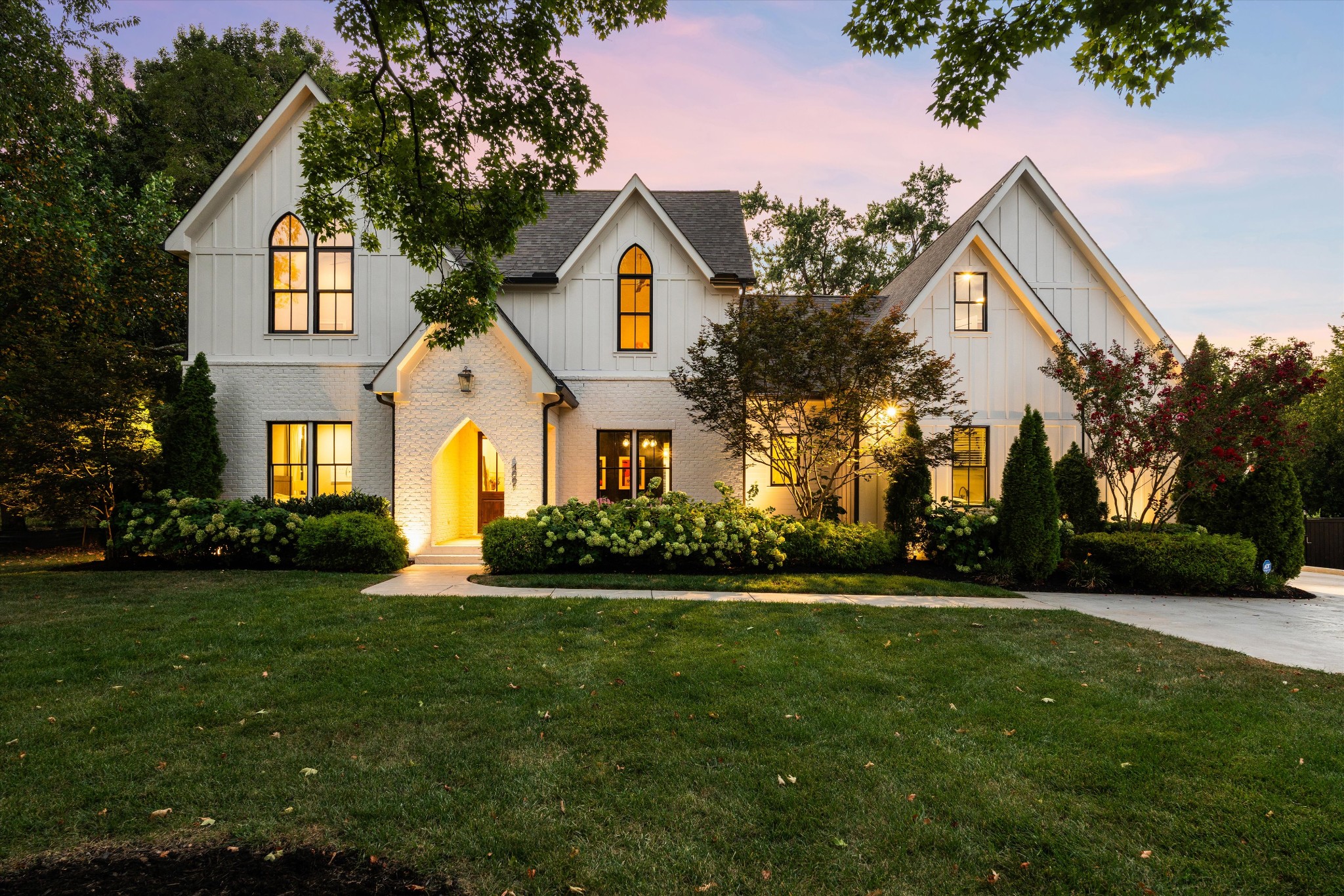 4007 Outer Dr