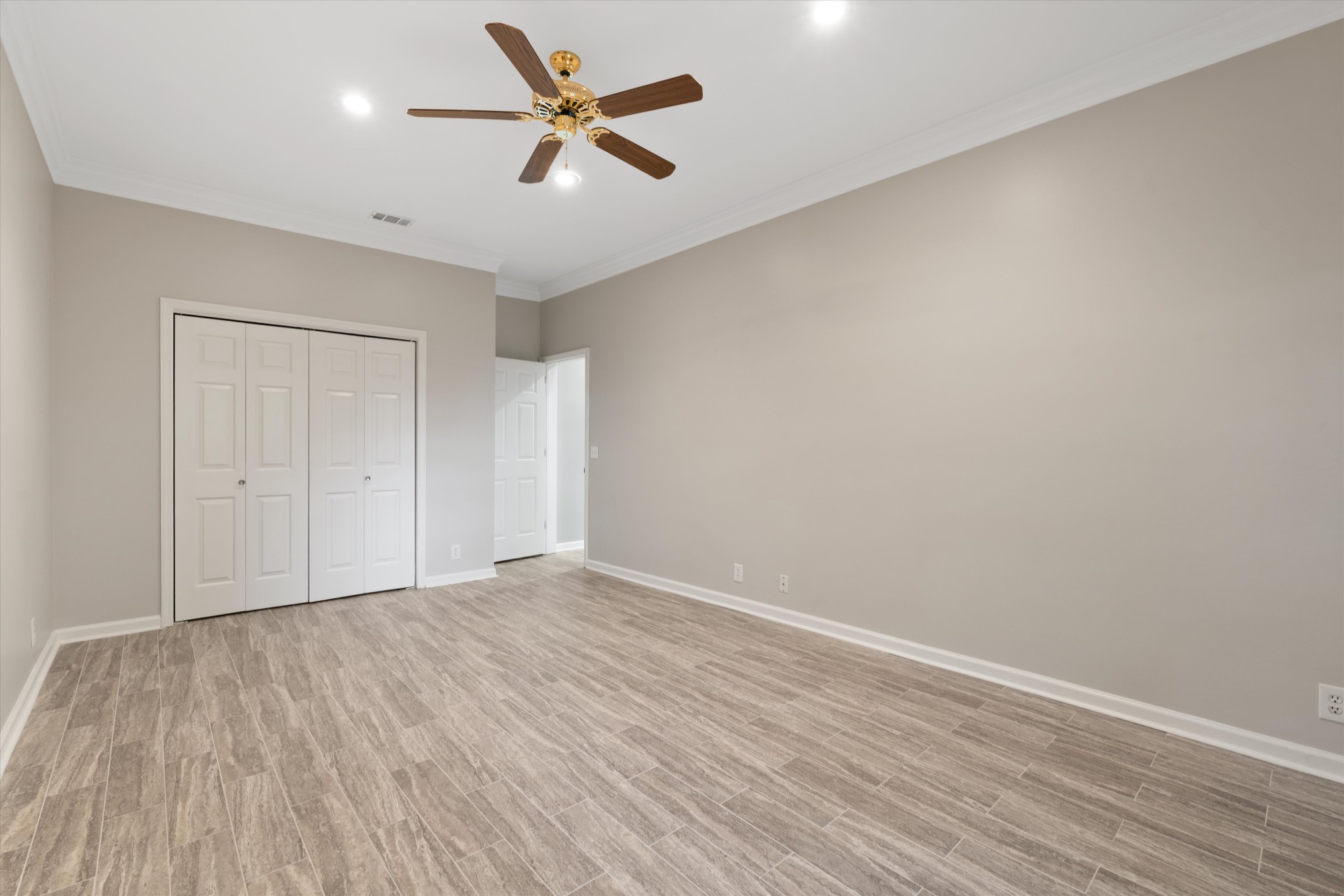 114 Forrest Valley Ct