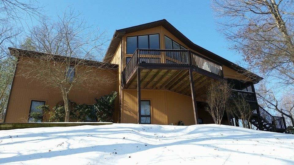 114 Forrest Valley Ct