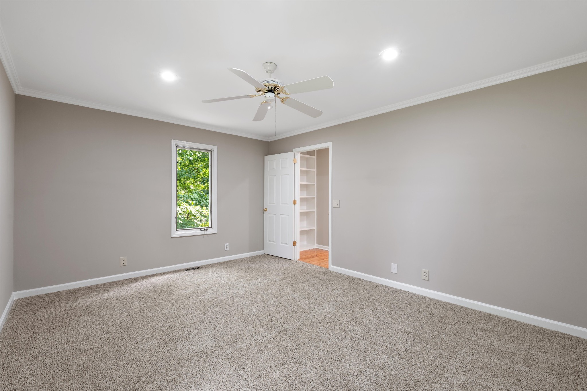 114 Forrest Valley Ct