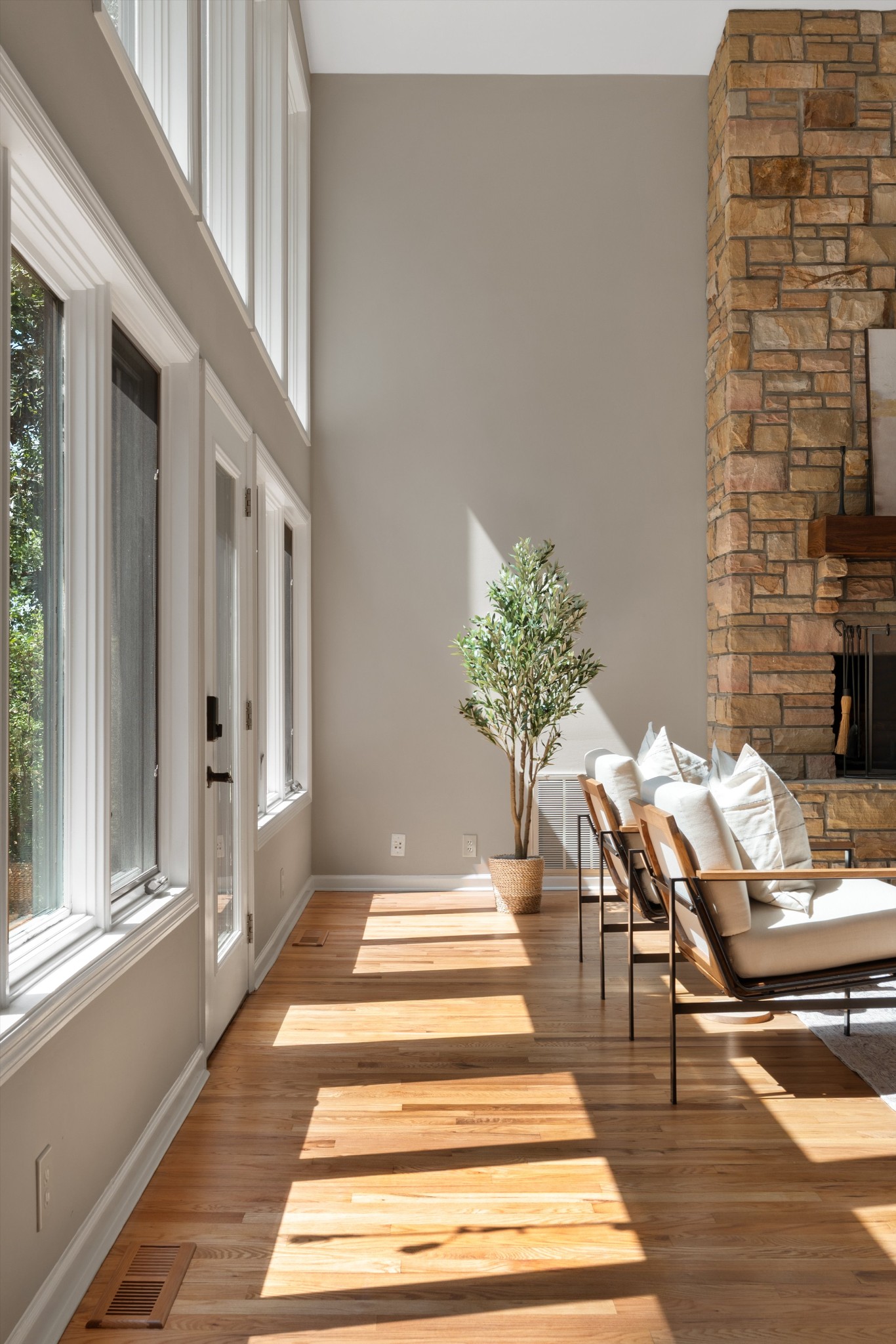 114 Forrest Valley Ct