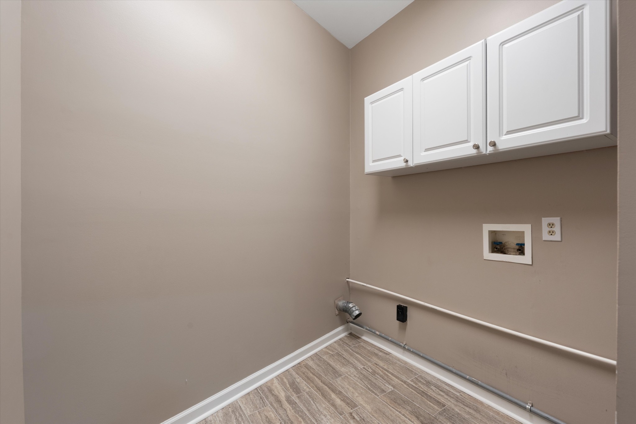 114 Forrest Valley Ct