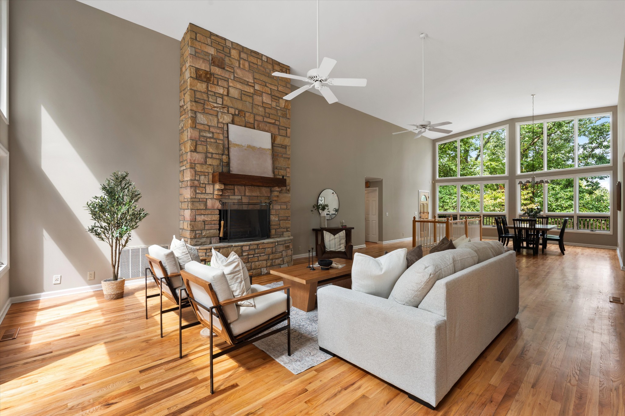 114 Forrest Valley Ct