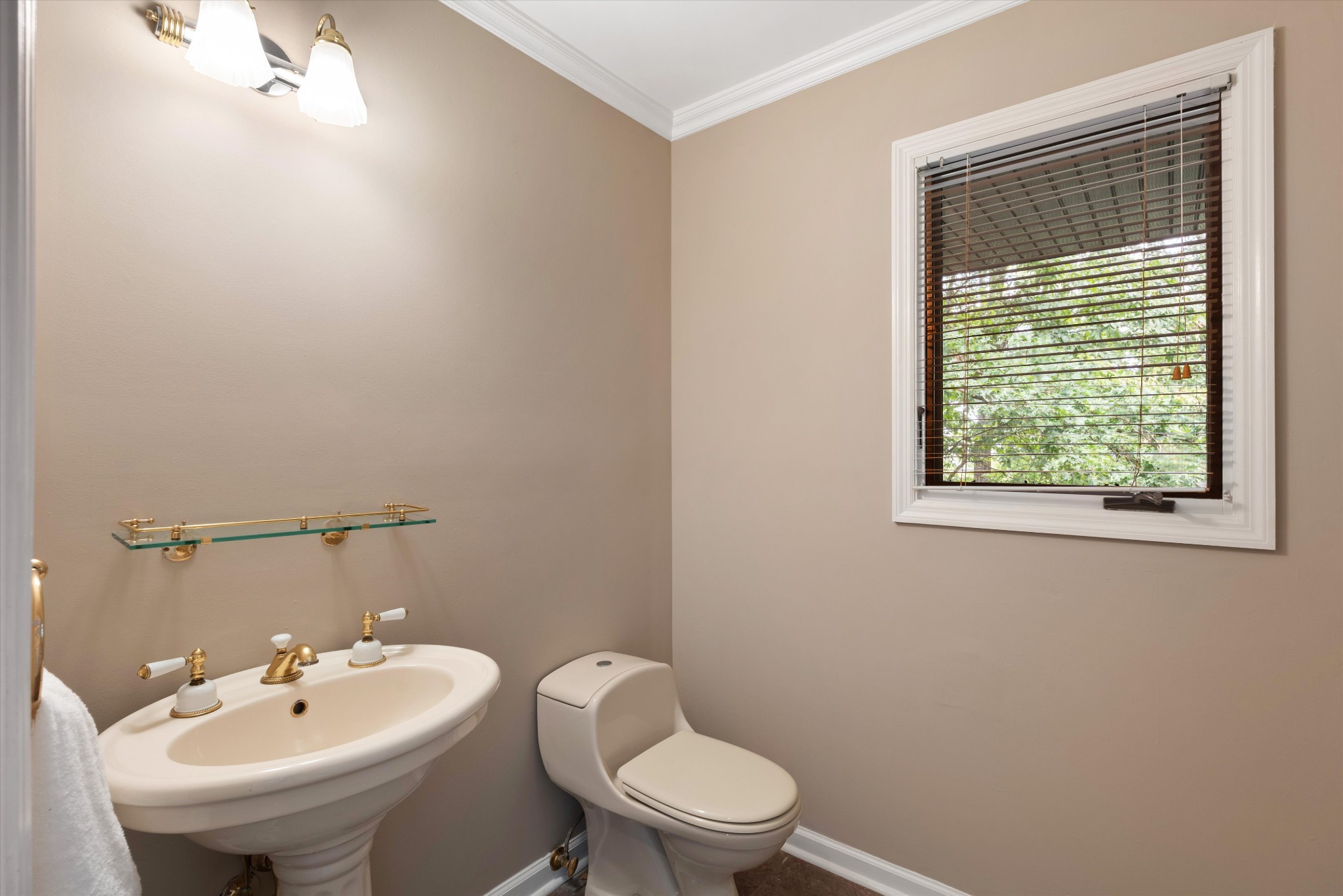 114 Forrest Valley Ct