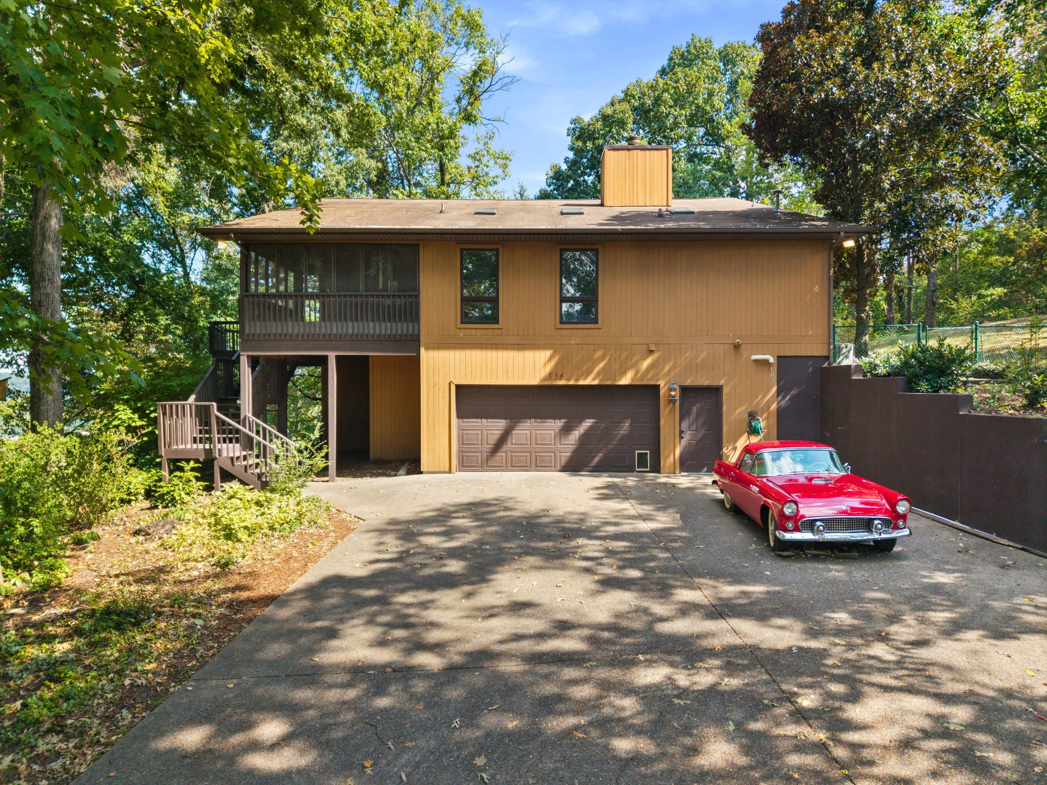 114 Forrest Valley Ct