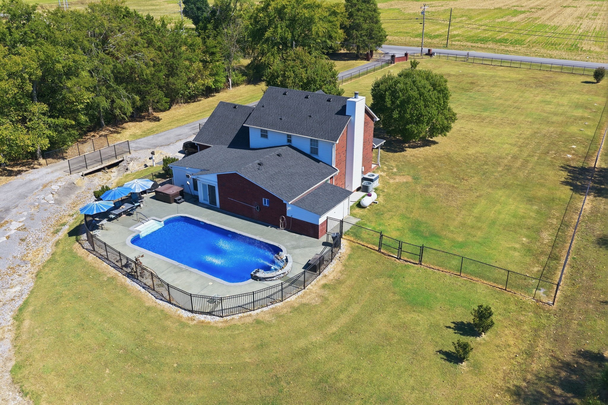 4612 Midland Rd