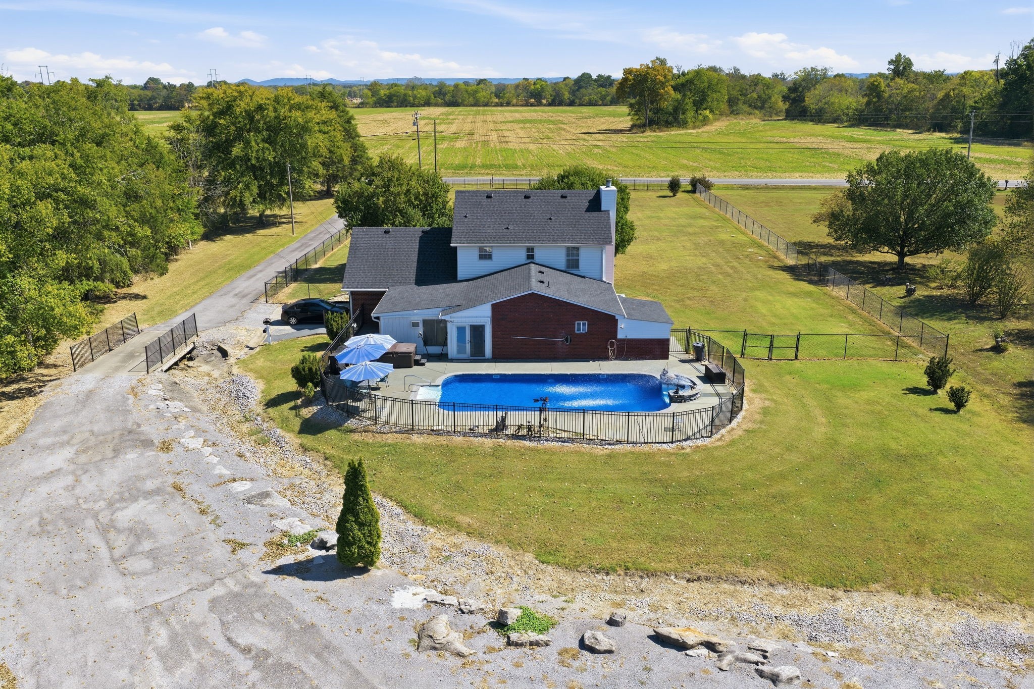 4612 Midland Rd