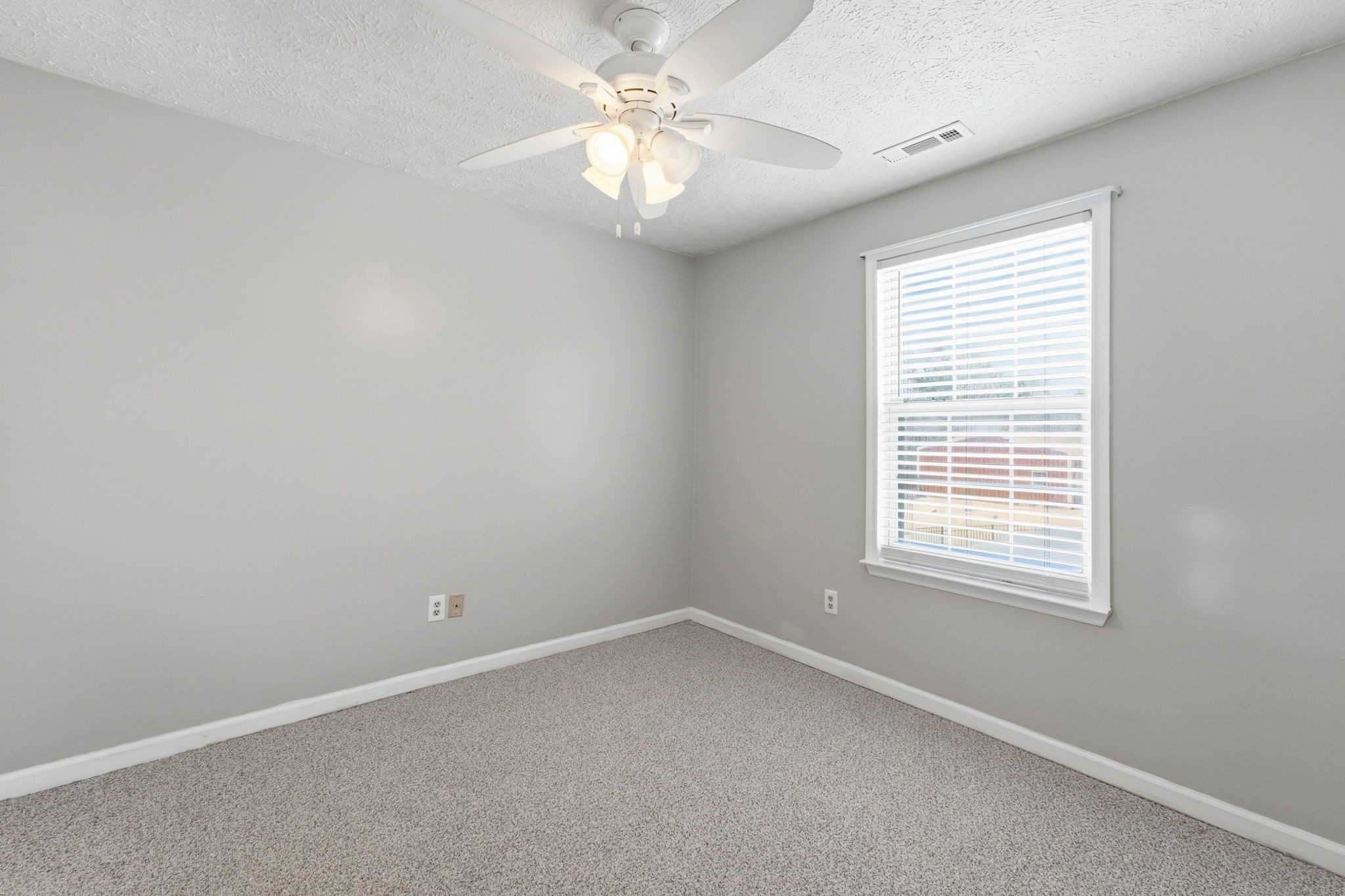 4612 Midland Rd