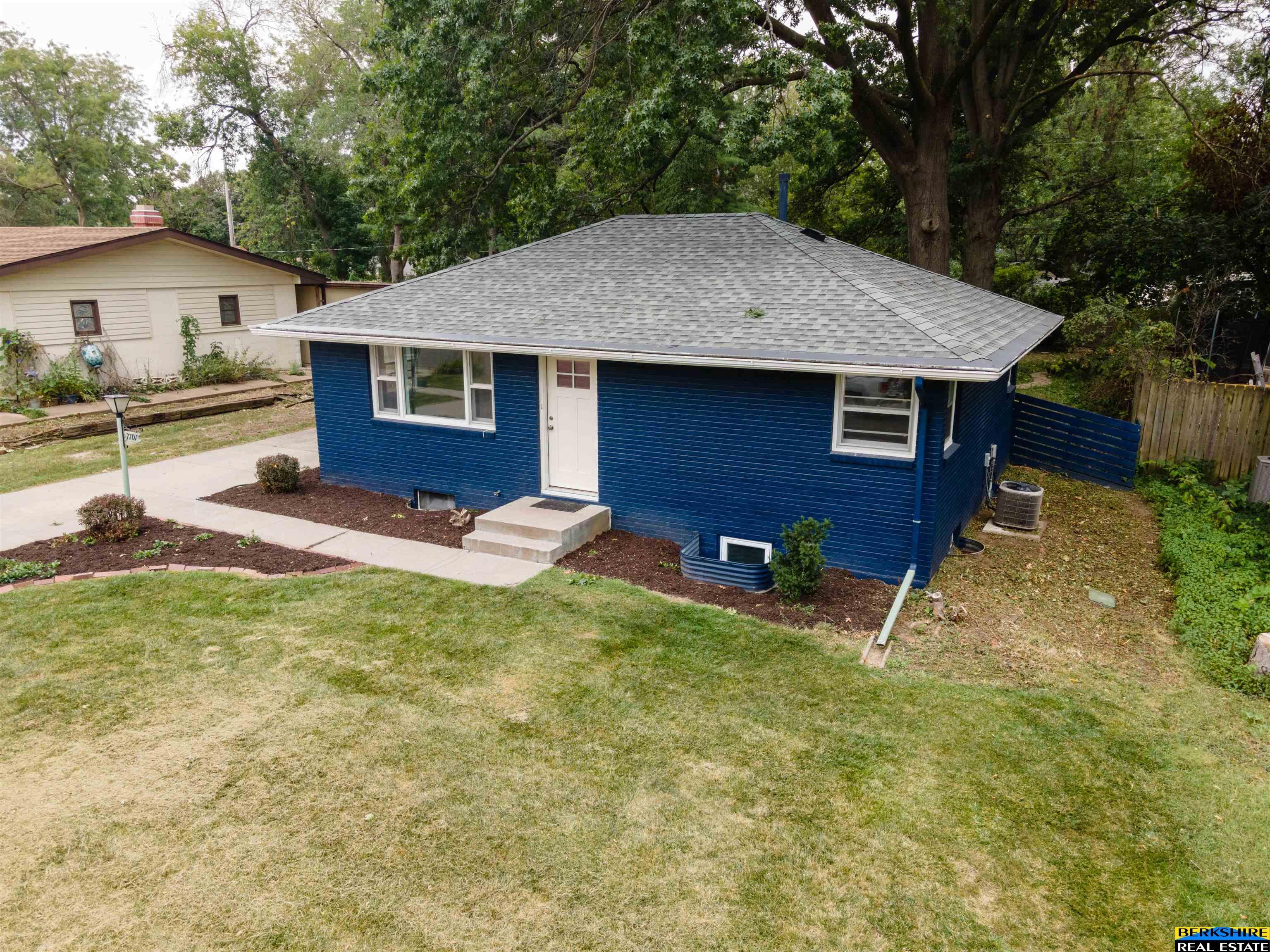7101 Starr Street