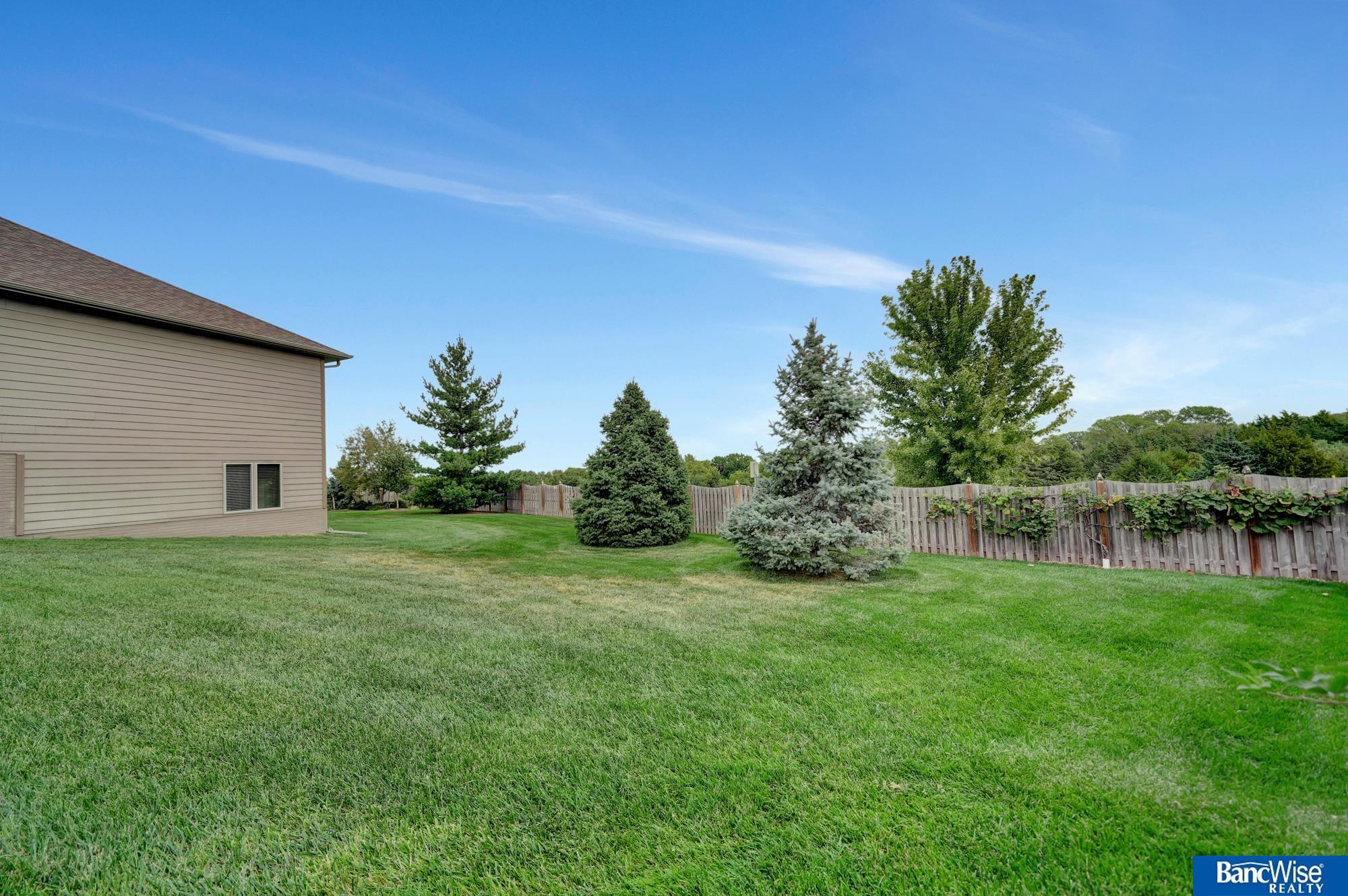 9728 Chateau Circle
