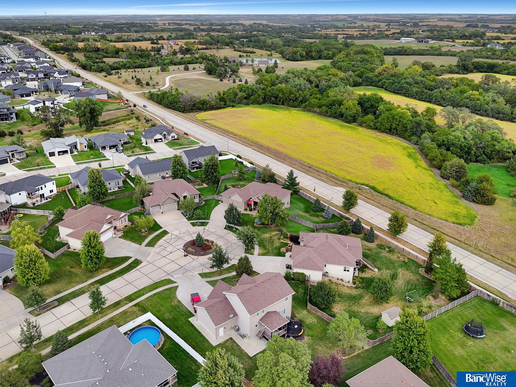 9728 Chateau Circle