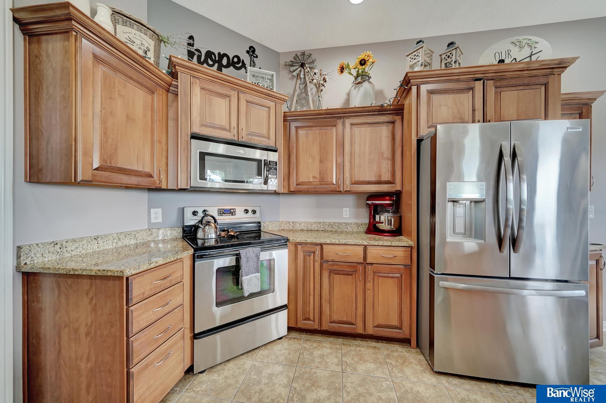 9728 Chateau Circle