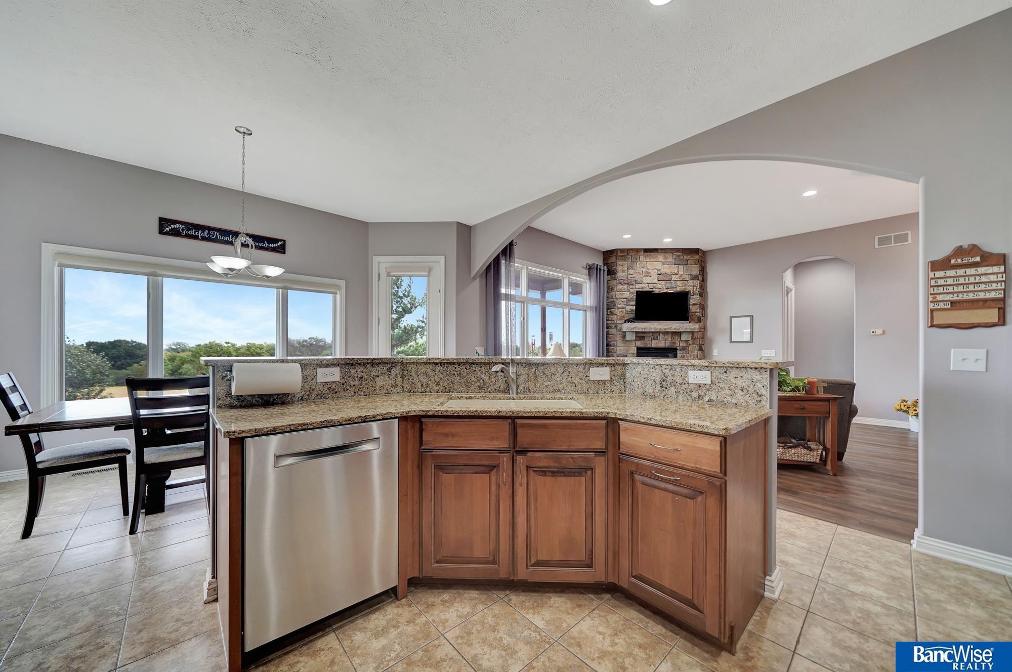9728 Chateau Circle