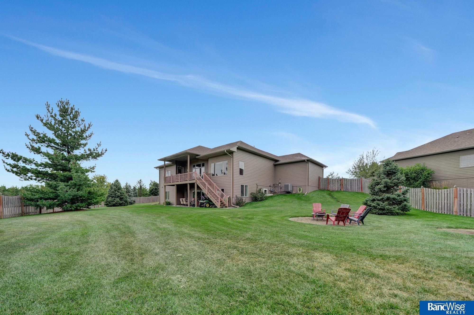 9728 Chateau Circle