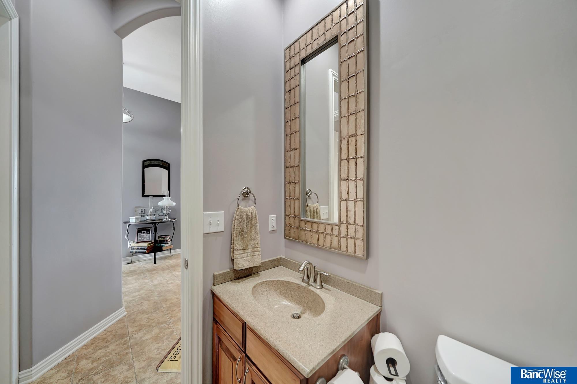 9728 Chateau Circle