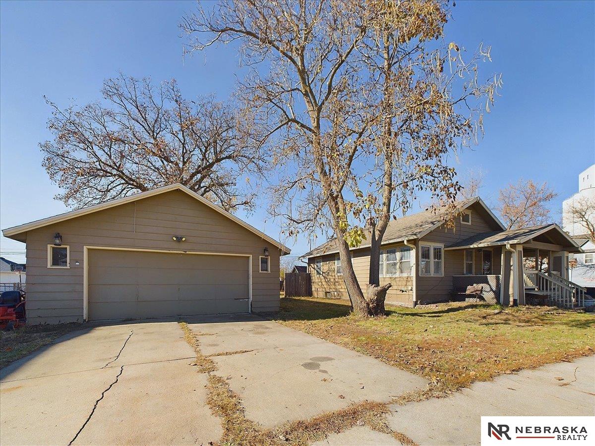 10561 N 142nd Street