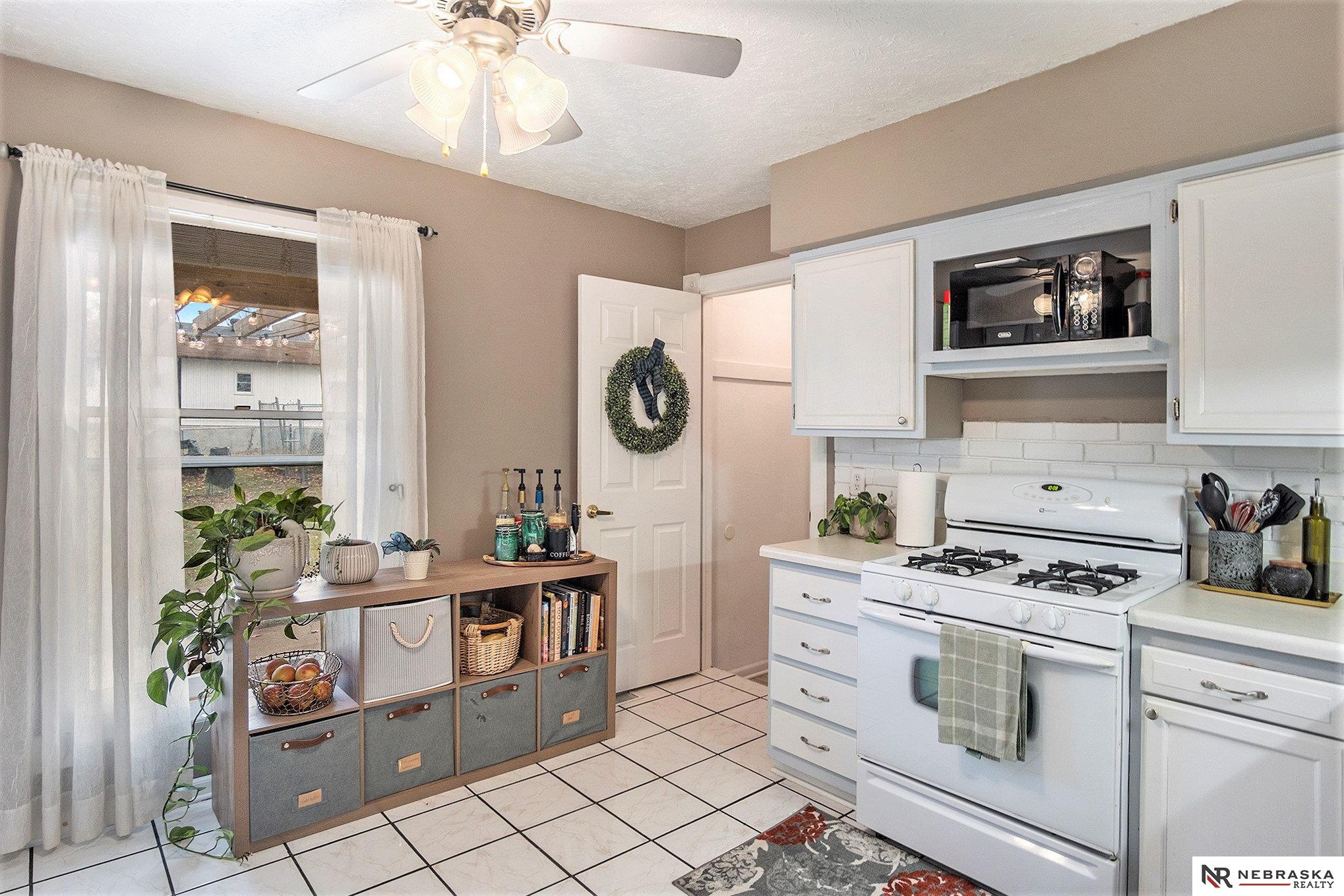 2930 Constable Avenue