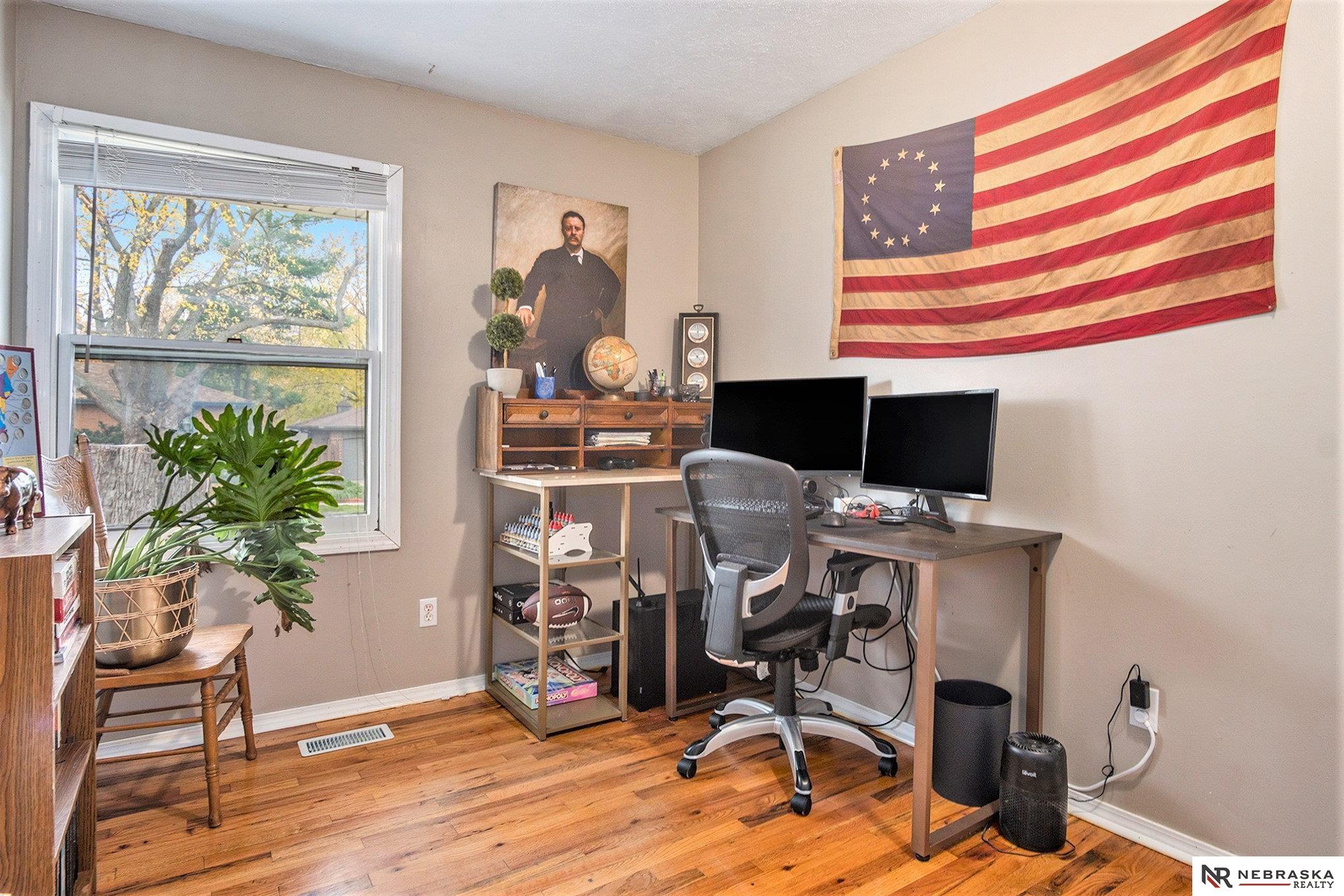 2930 Constable Avenue